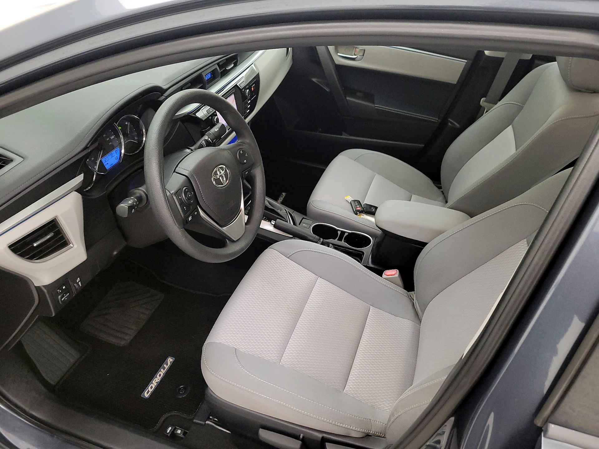 Thumbnail: 2015 Toyota Corolla - 11