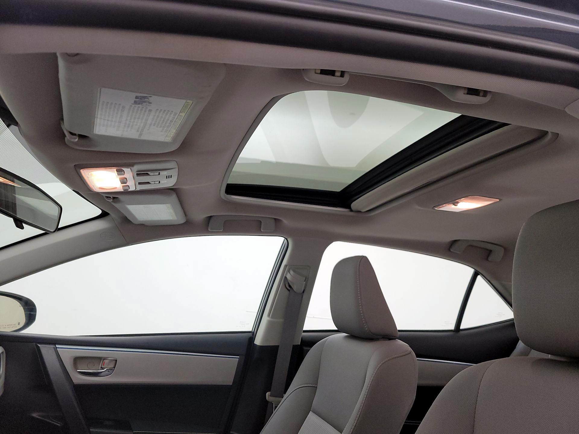Thumbnail: 2015 Toyota Corolla - 20
