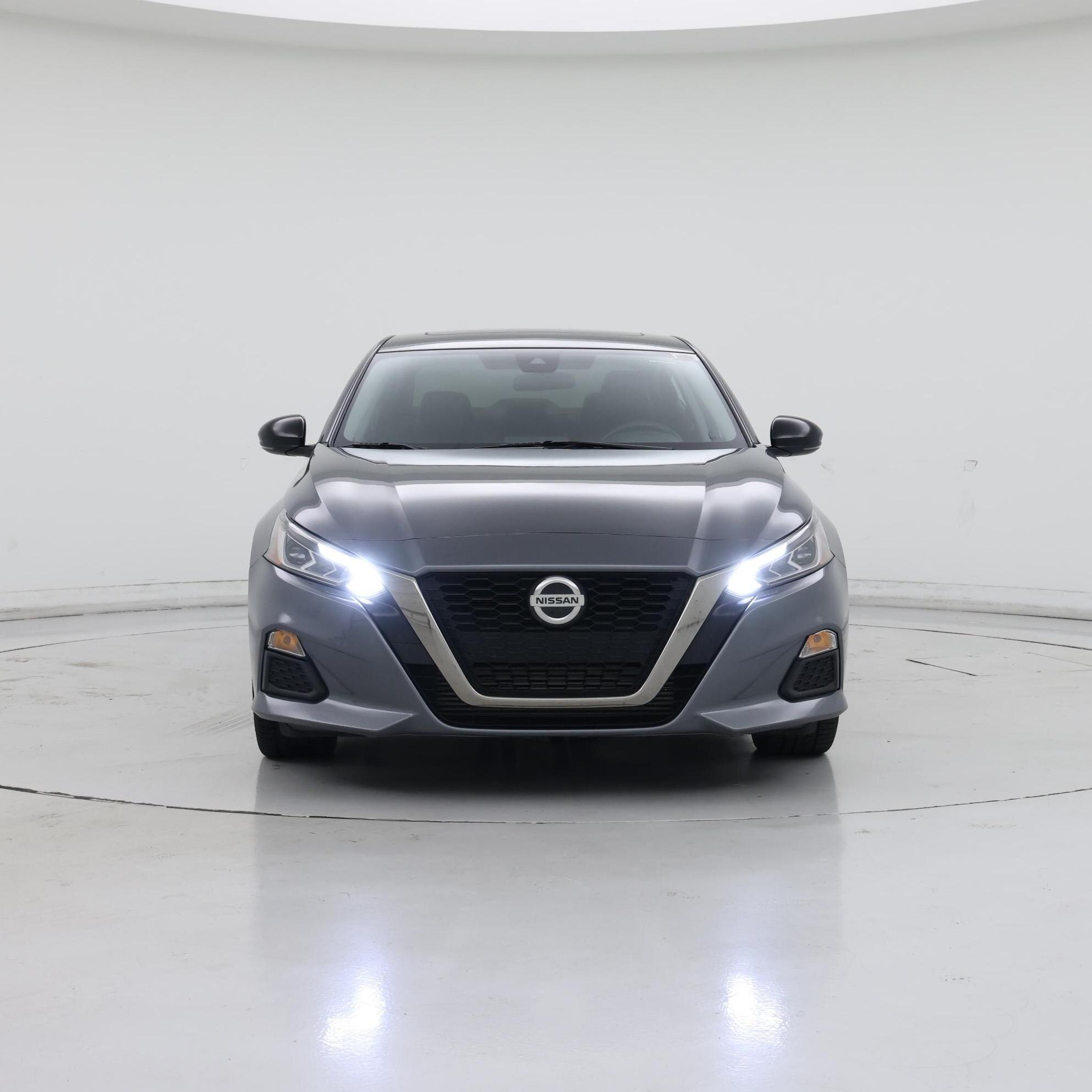 Thumbnail: 2022 Nissan Altima - 5