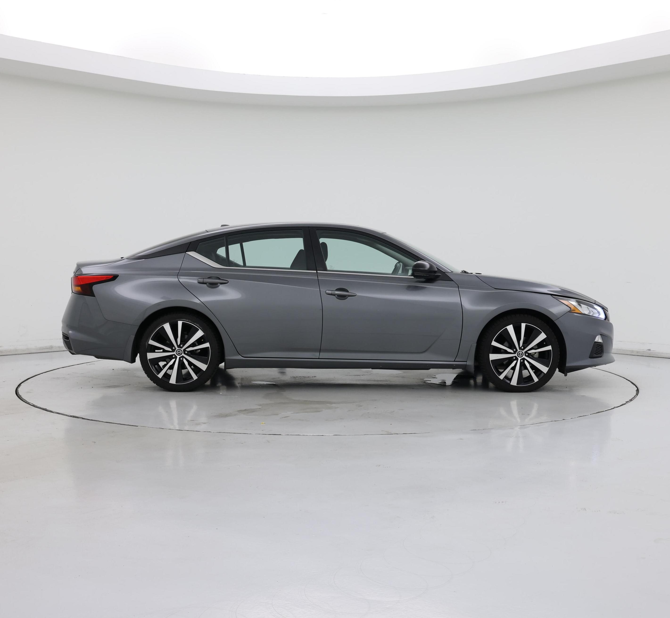 Thumbnail: 2022 Nissan Altima - 7