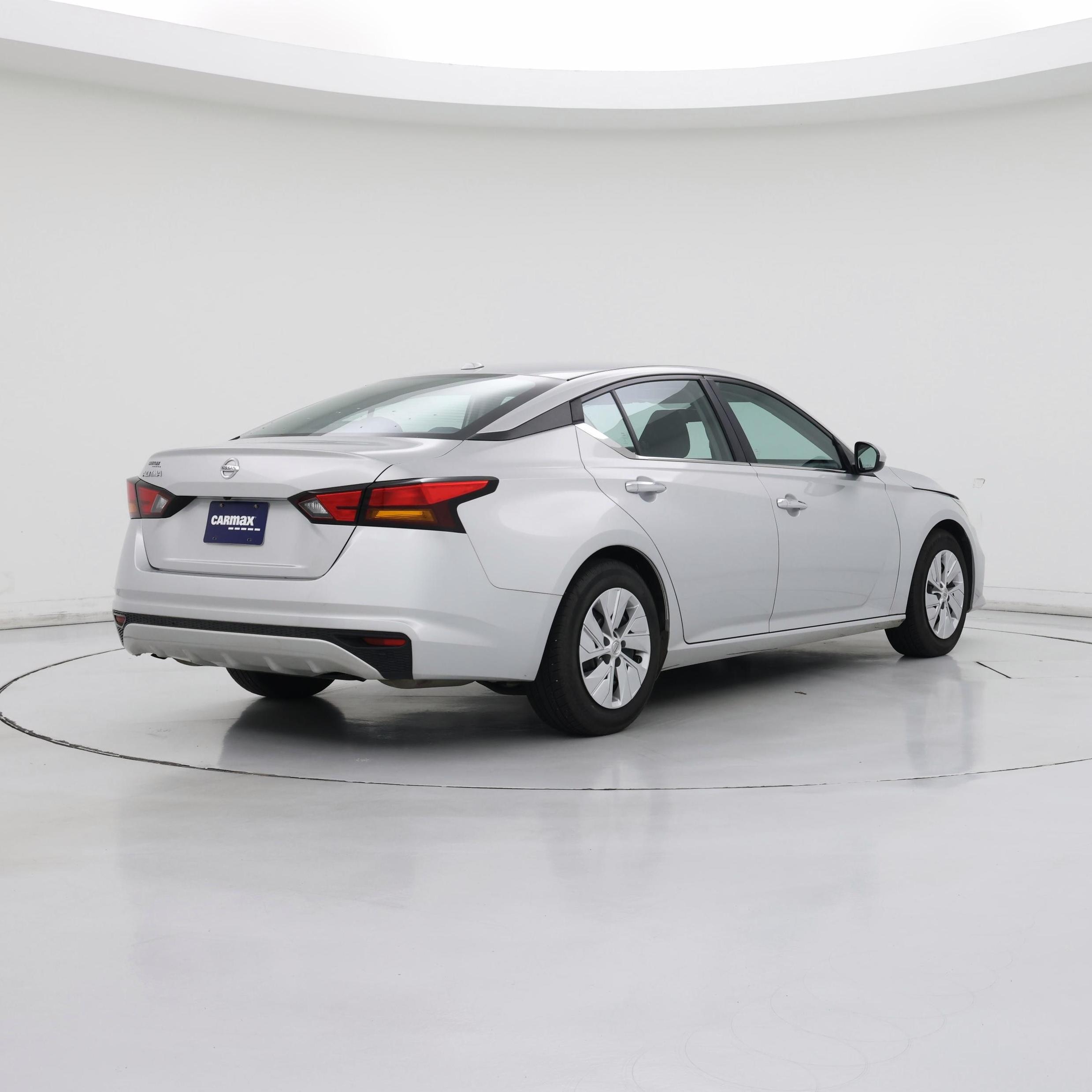 Thumbnail: 2020 Nissan Altima - 8