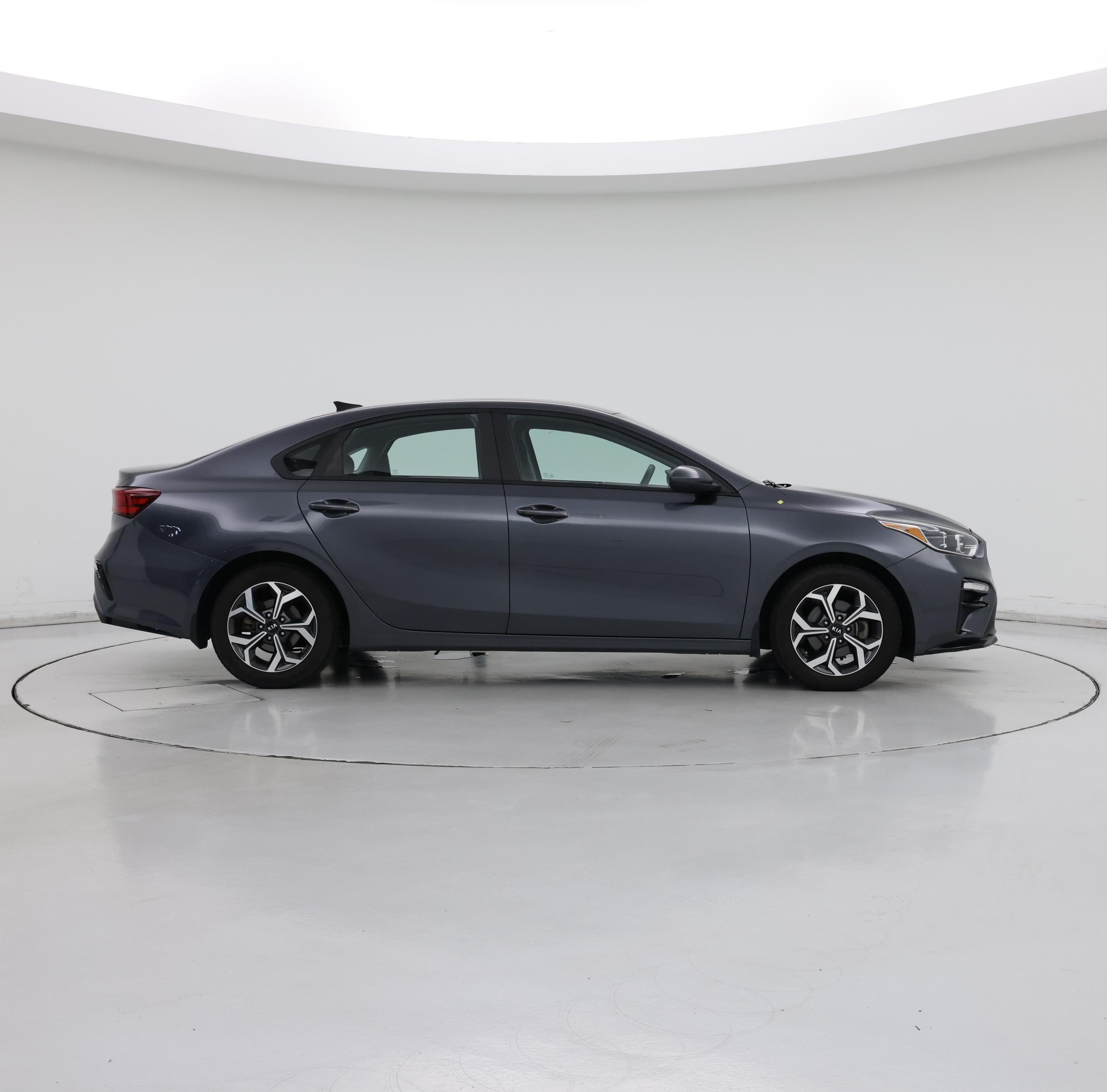 Thumbnail: 2020 Kia Forte - 7