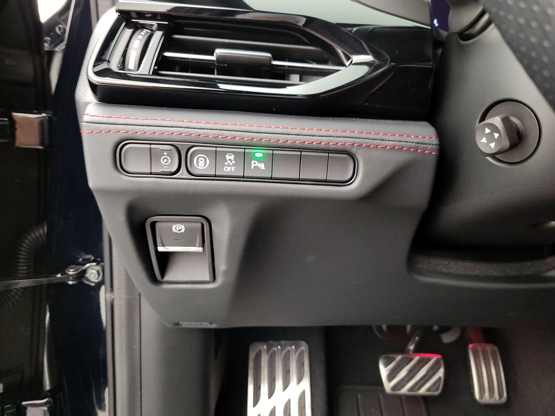 Thumbnail: 2023 Acura MDX - 13