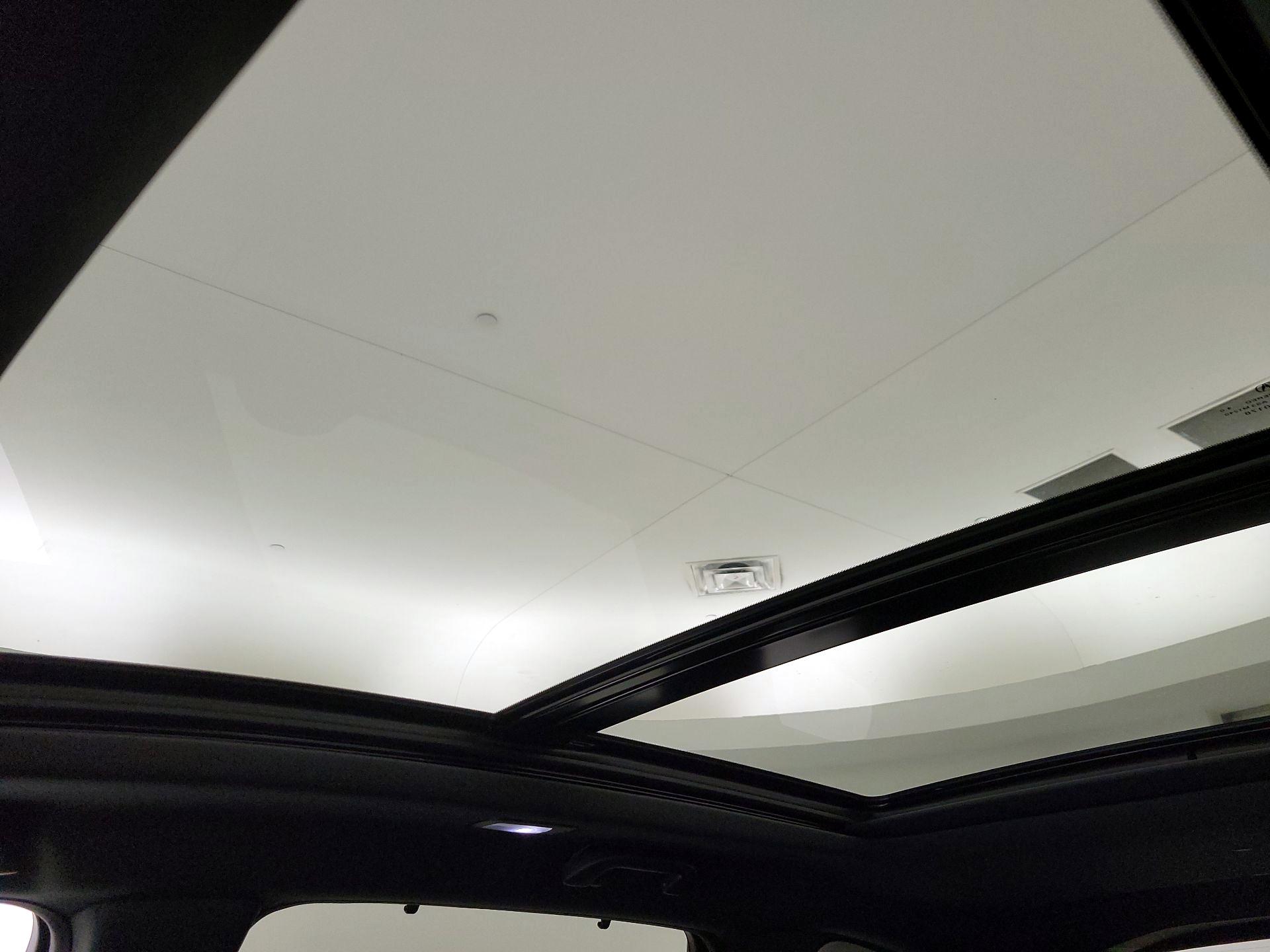 Thumbnail: 2023 Acura MDX - 20