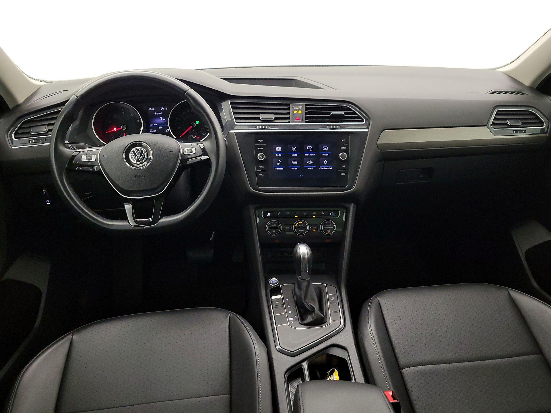 Thumbnail: 2019 Volkswagen Tiguan - 9