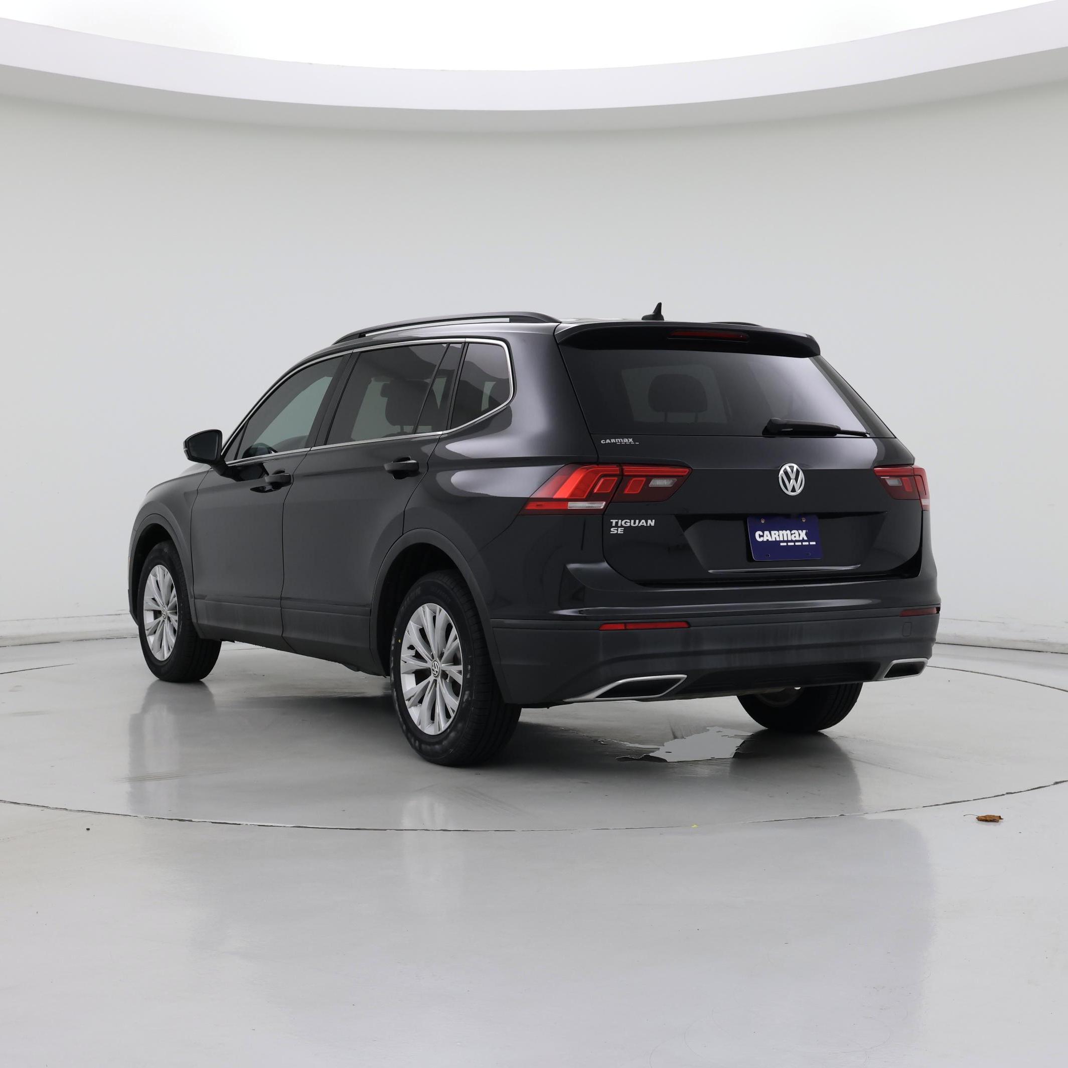 Thumbnail: 2019 Volkswagen Tiguan - 2