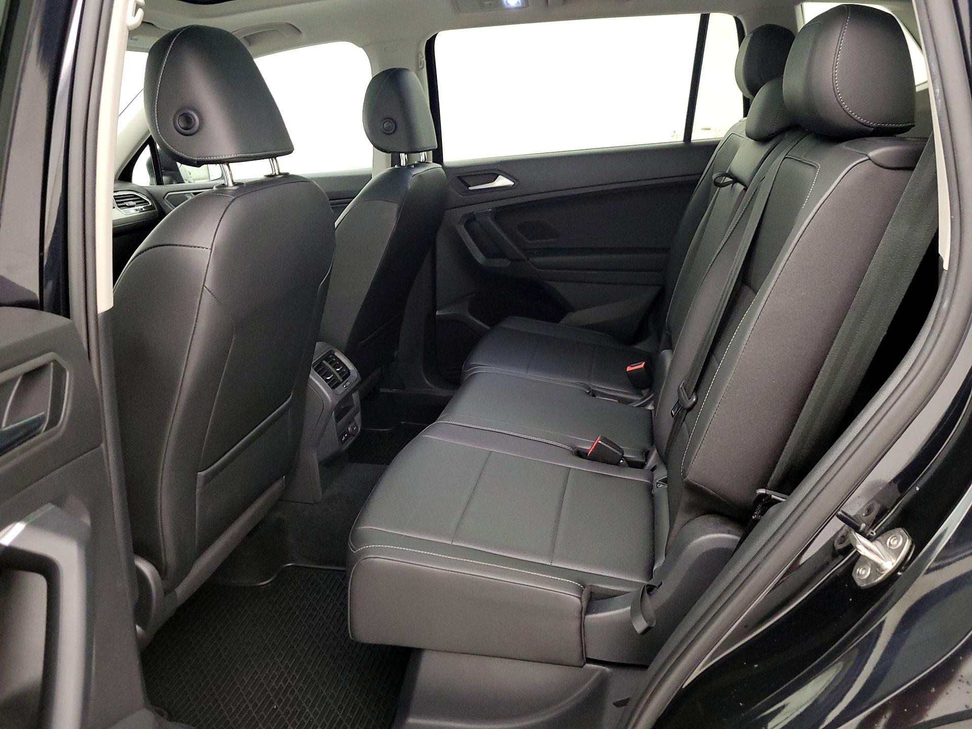 Thumbnail: 2019 Volkswagen Tiguan - 20