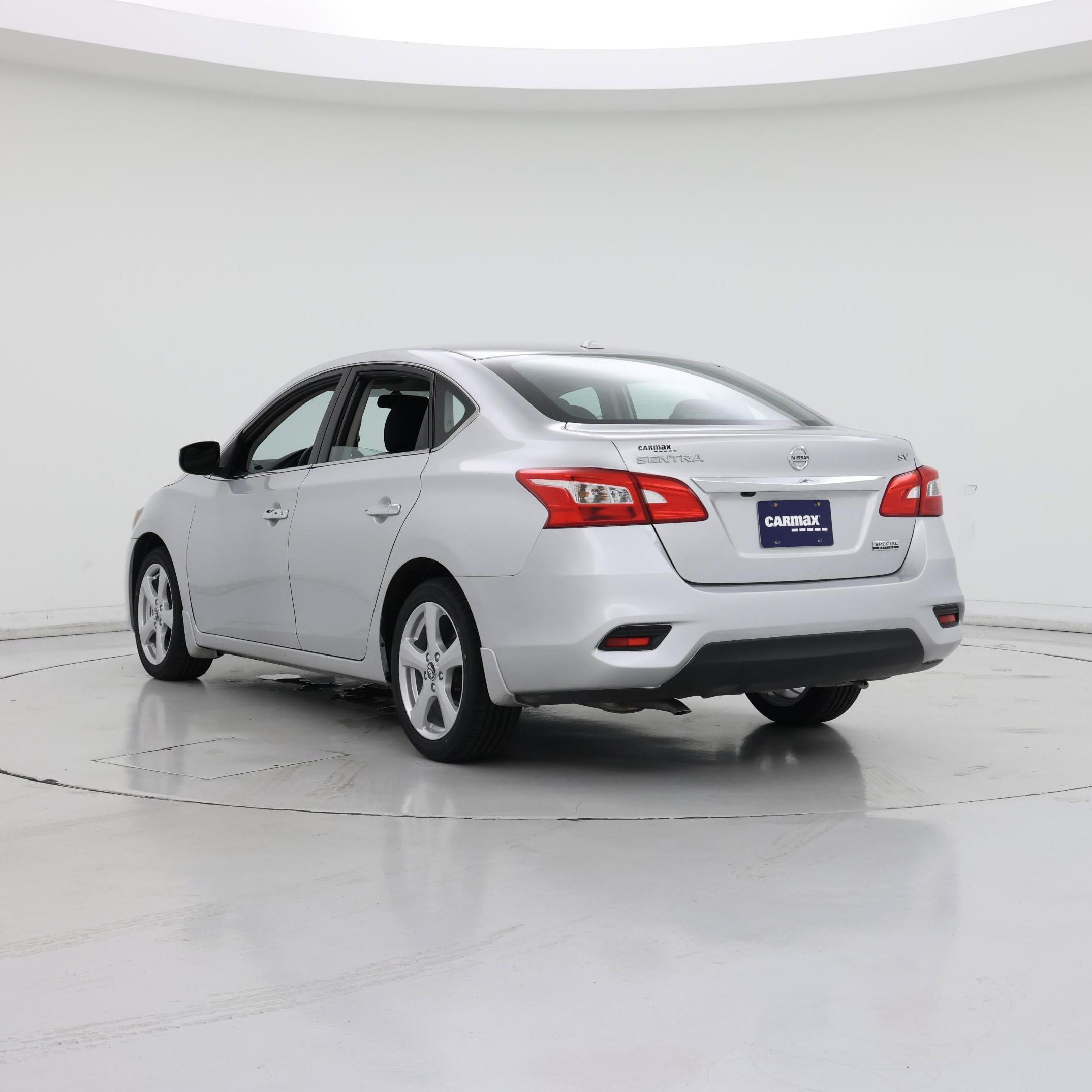 Thumbnail: 2019 Nissan Sentra - 2