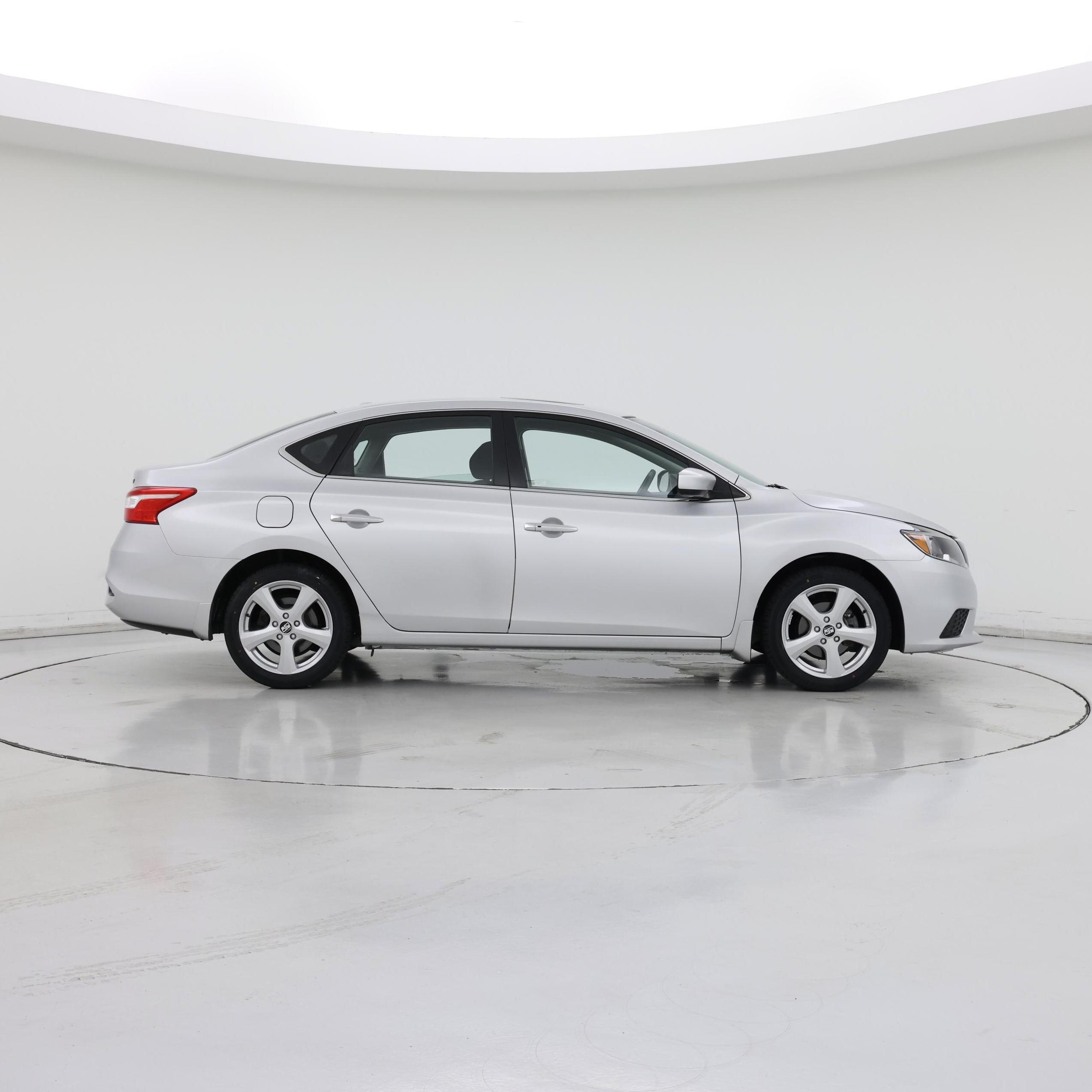Thumbnail: 2019 Nissan Sentra - 7