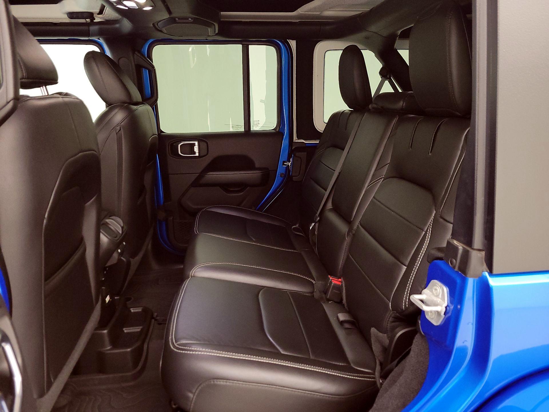 Thumbnail: 2022 Jeep Wrangler - 20