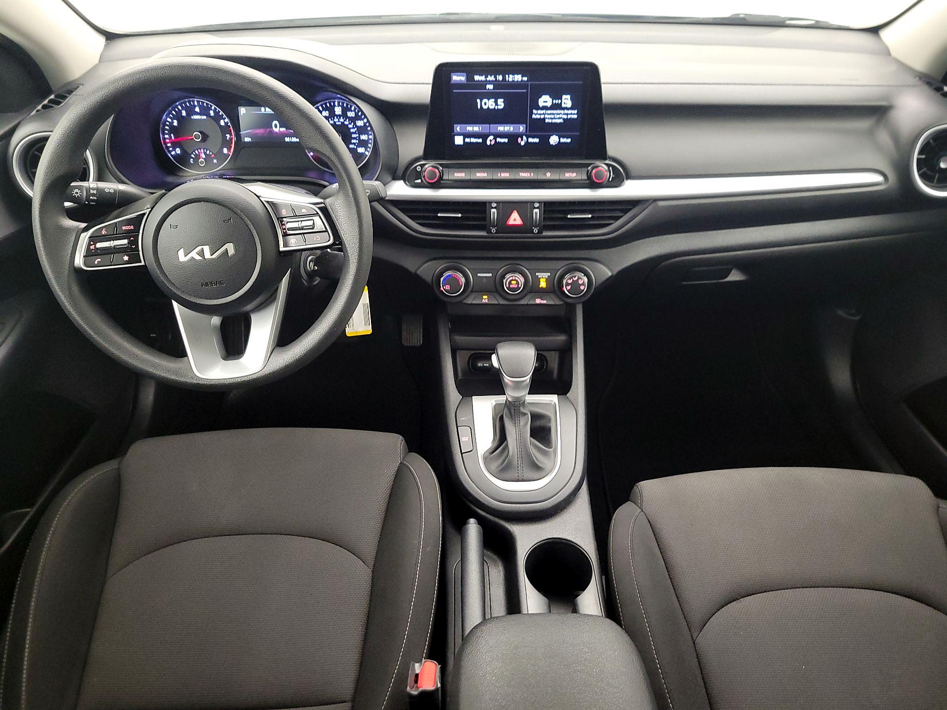 Thumbnail: 2023 Kia Forte - 9