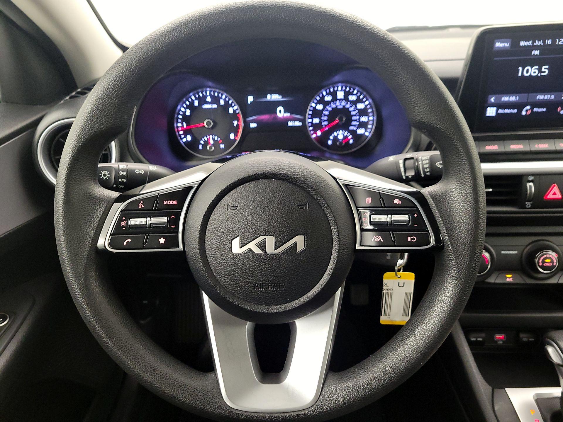 Thumbnail: 2023 Kia Forte - 10
