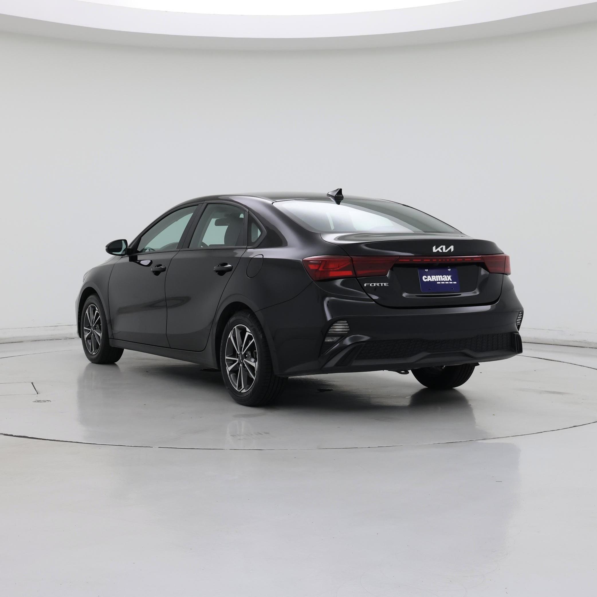 Thumbnail: 2023 Kia Forte - 2