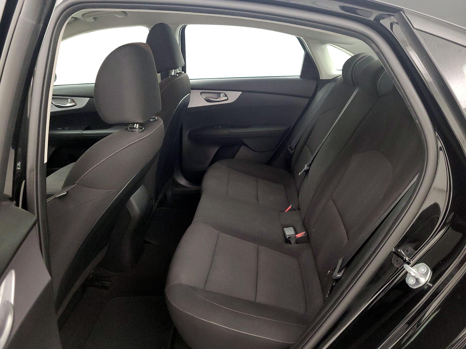 Thumbnail: 2023 Kia Forte - 19