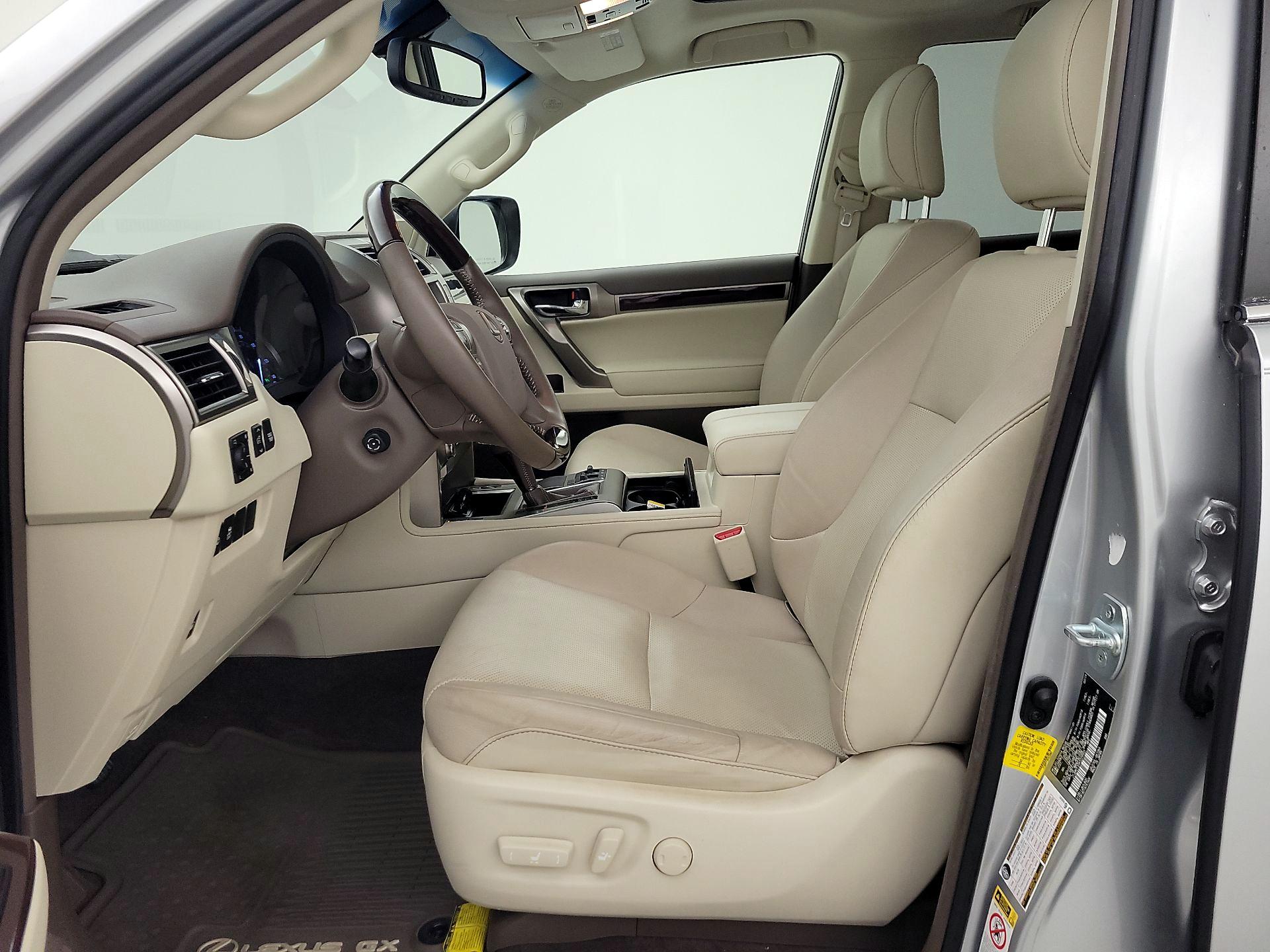 Thumbnail: 2019 Lexus GX - 11