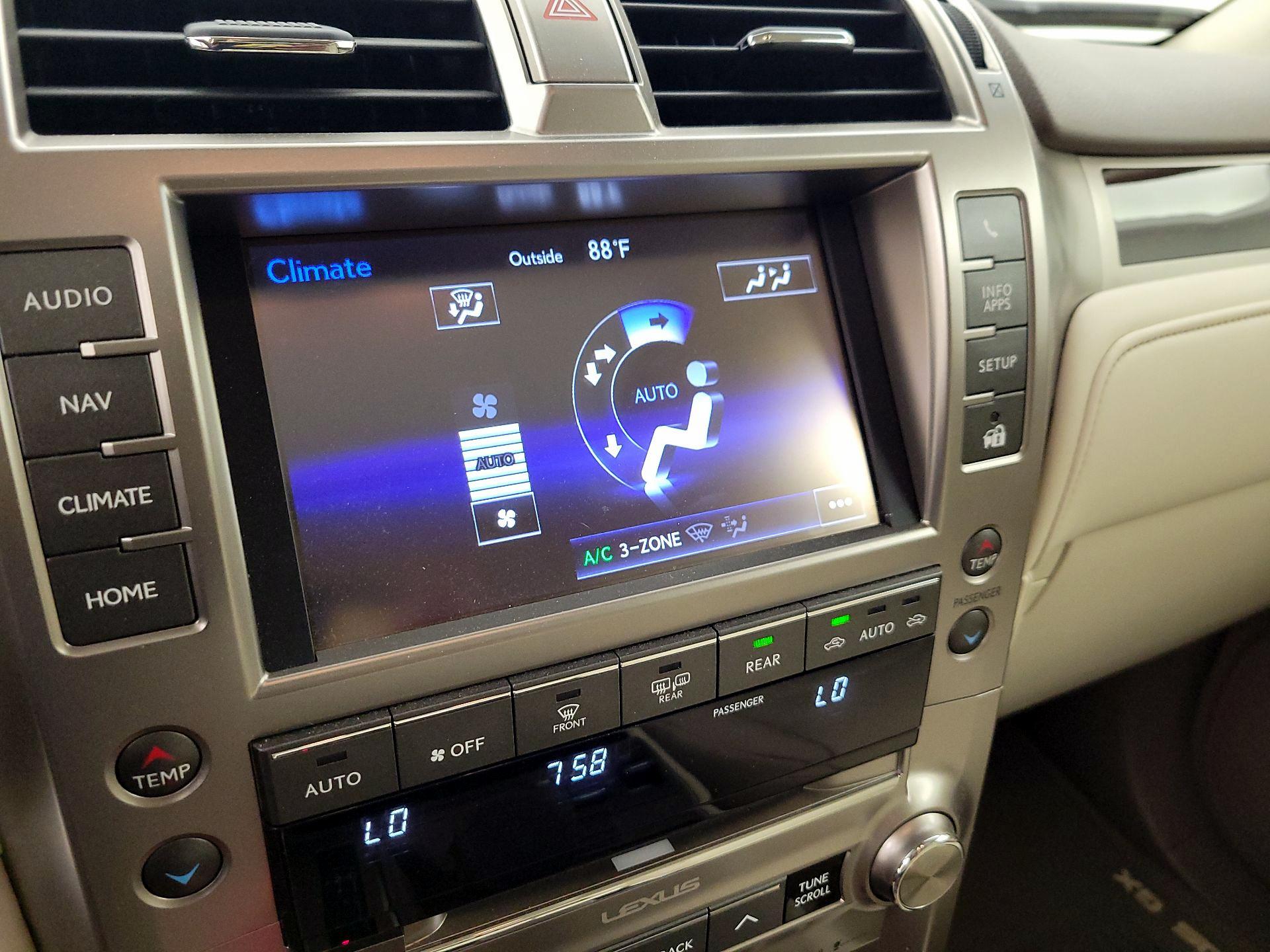 Thumbnail: 2019 Lexus GX - 17