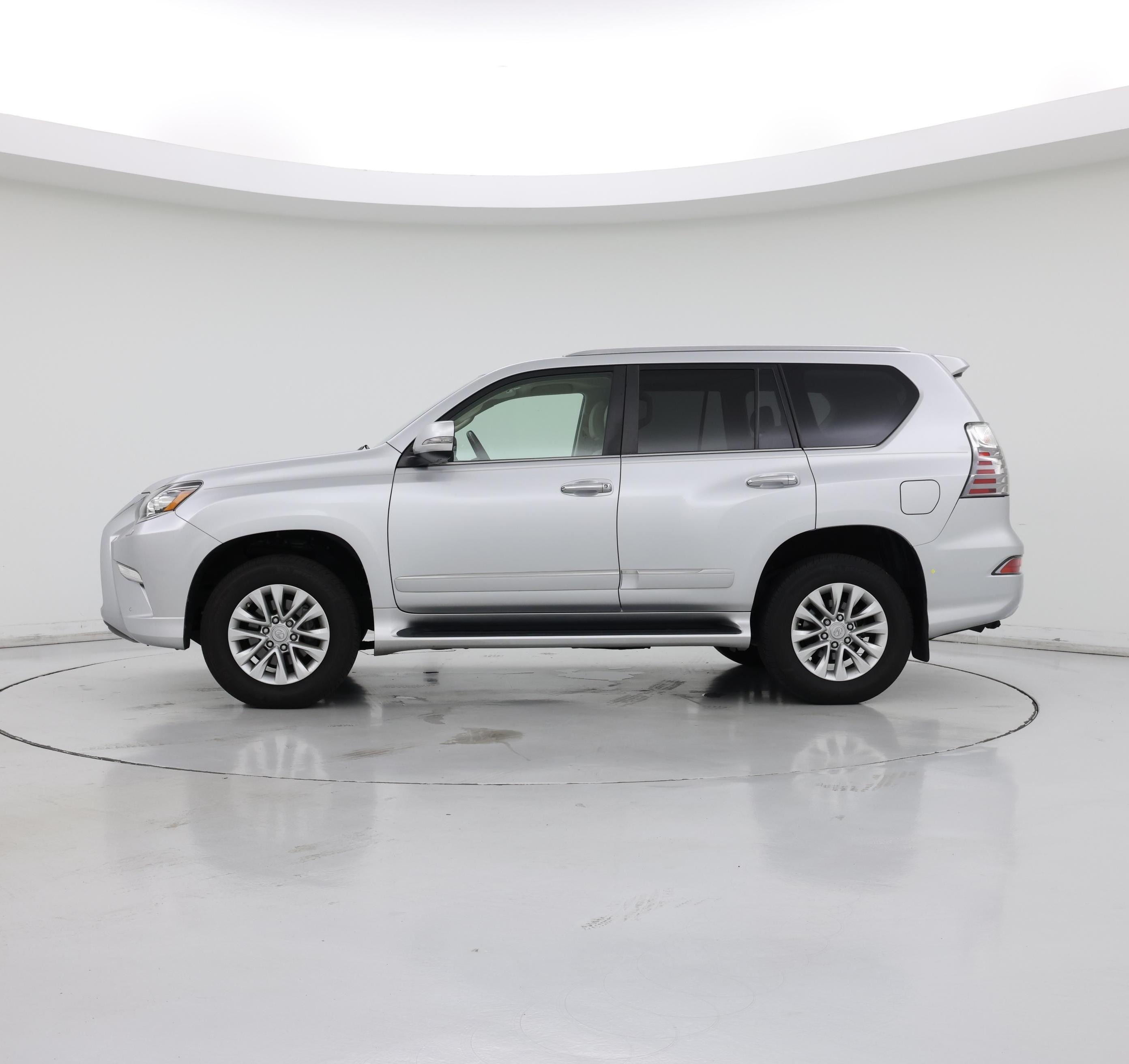 Thumbnail: 2019 Lexus GX - 3