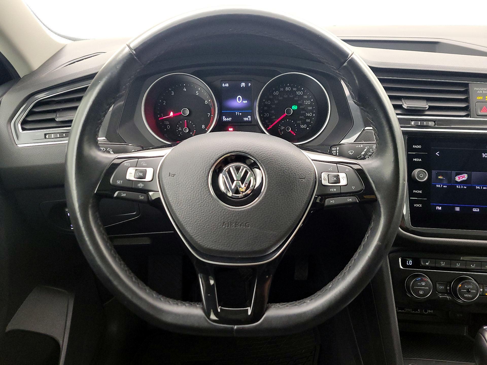 Thumbnail: 2019 Volkswagen Tiguan - 10