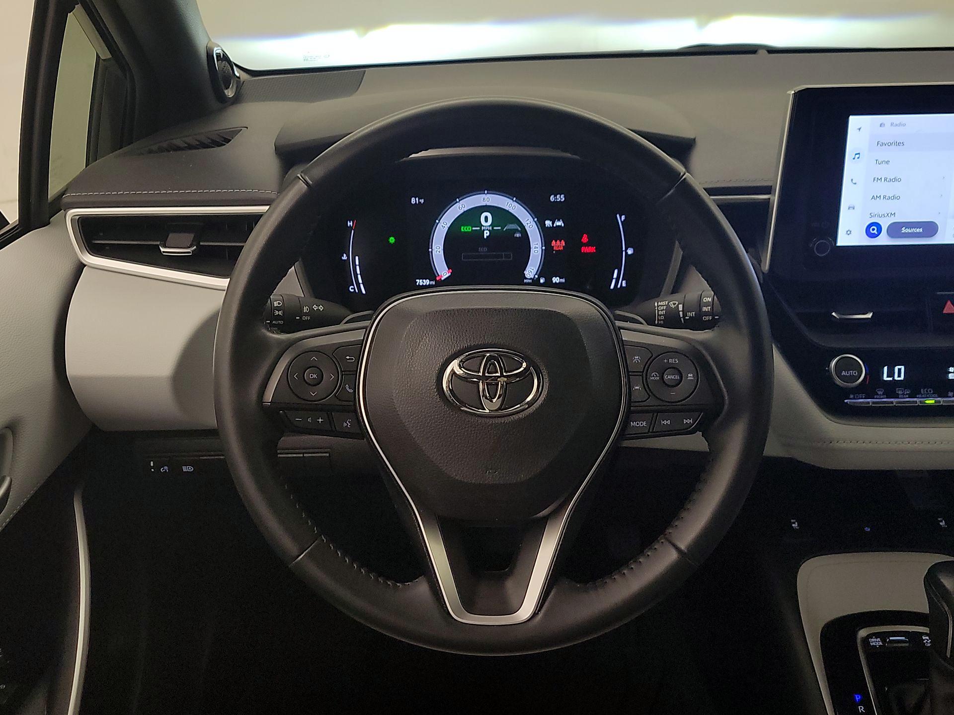 Thumbnail: 2025 Toyota Corolla - 10