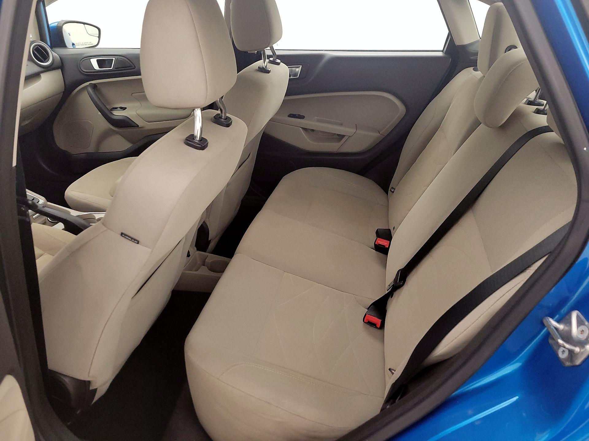 Thumbnail: 2016 Ford Fiesta - 18