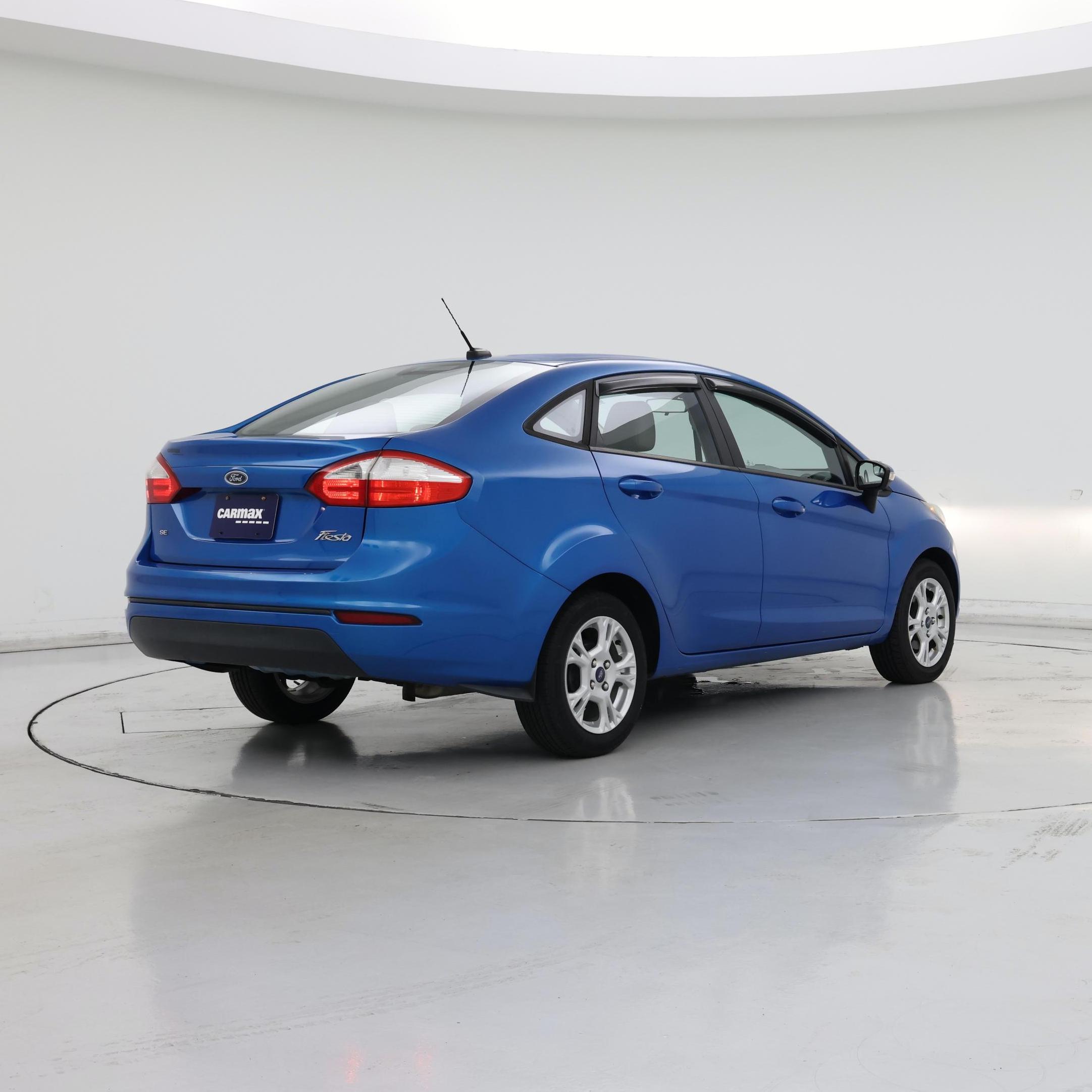 Thumbnail: 2016 Ford Fiesta - 8