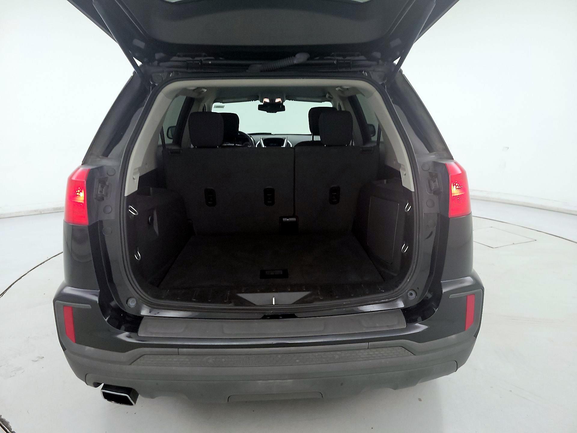 Thumbnail: 2016 GMC Terrain - 18