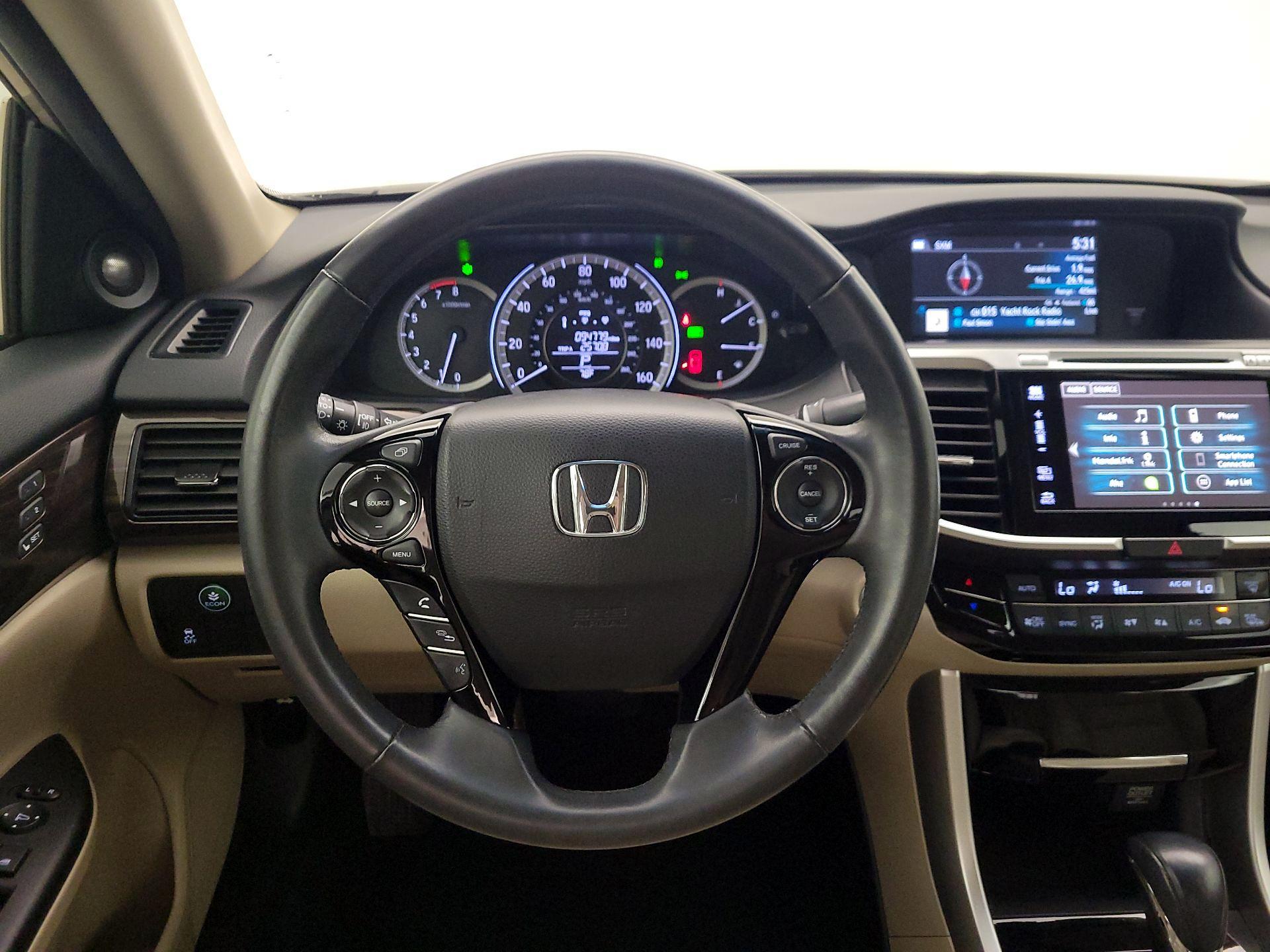 Thumbnail: 2016 Honda Accord - 10