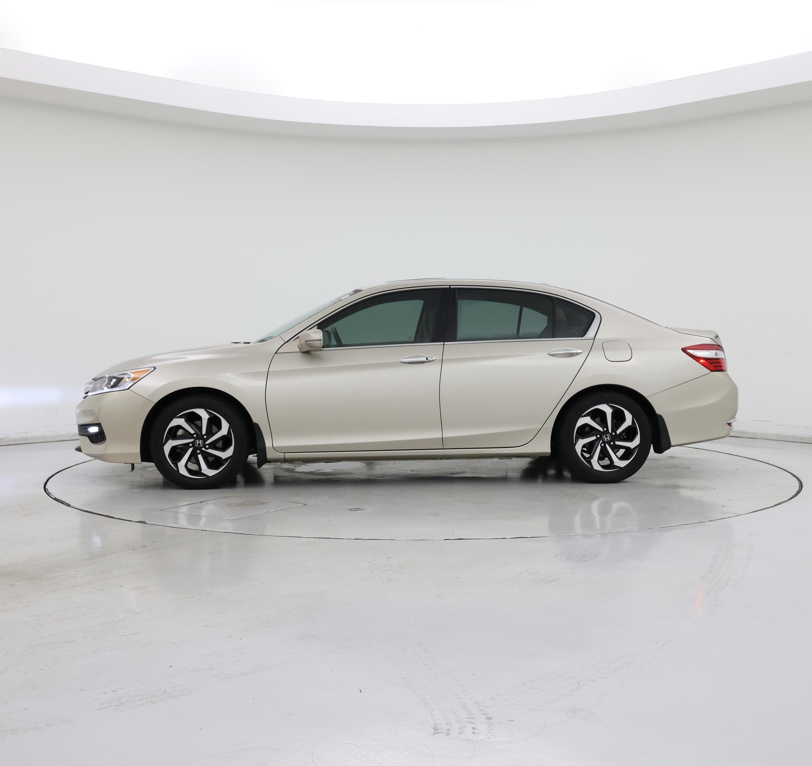 Thumbnail: 2016 Honda Accord - 3