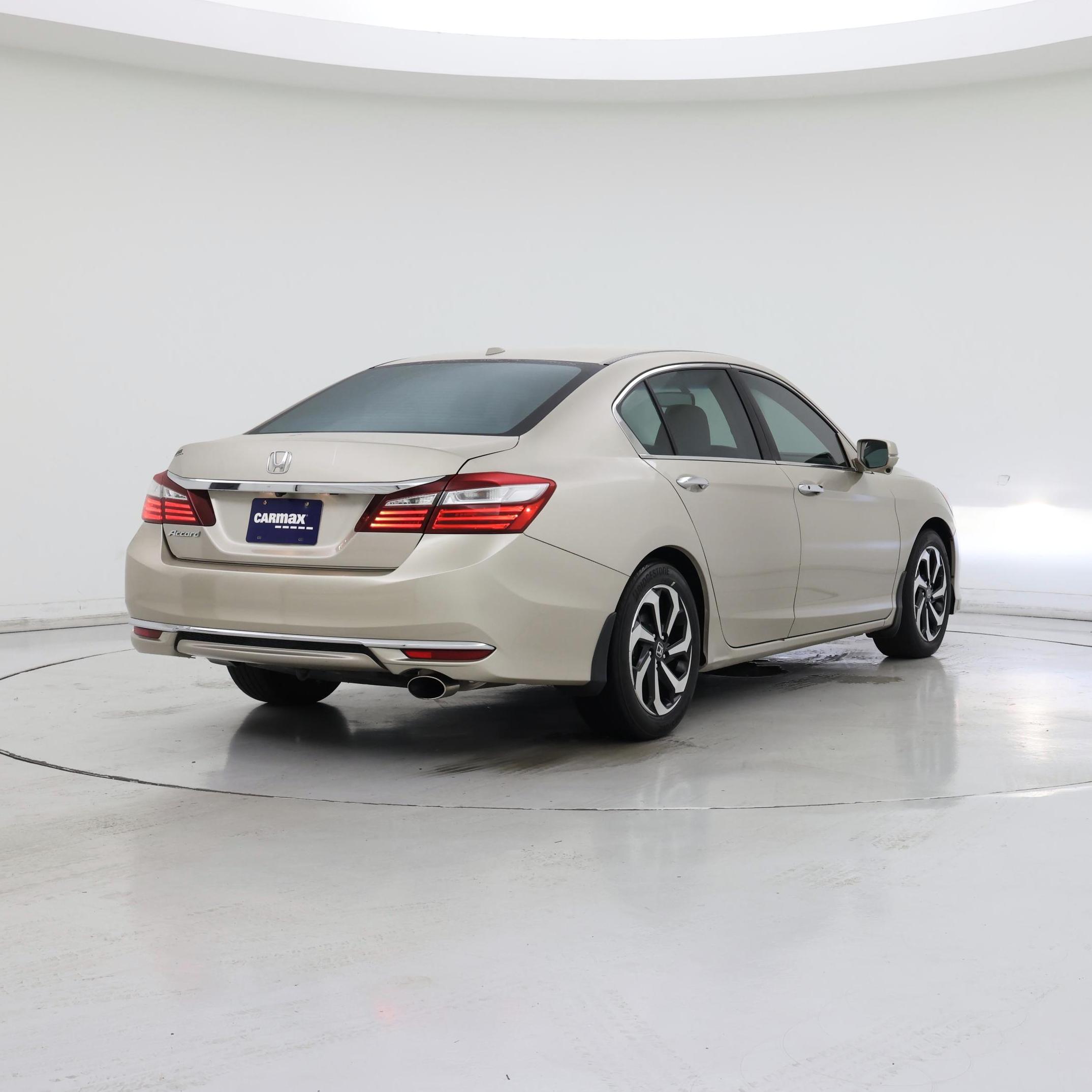 Thumbnail: 2016 Honda Accord - 8