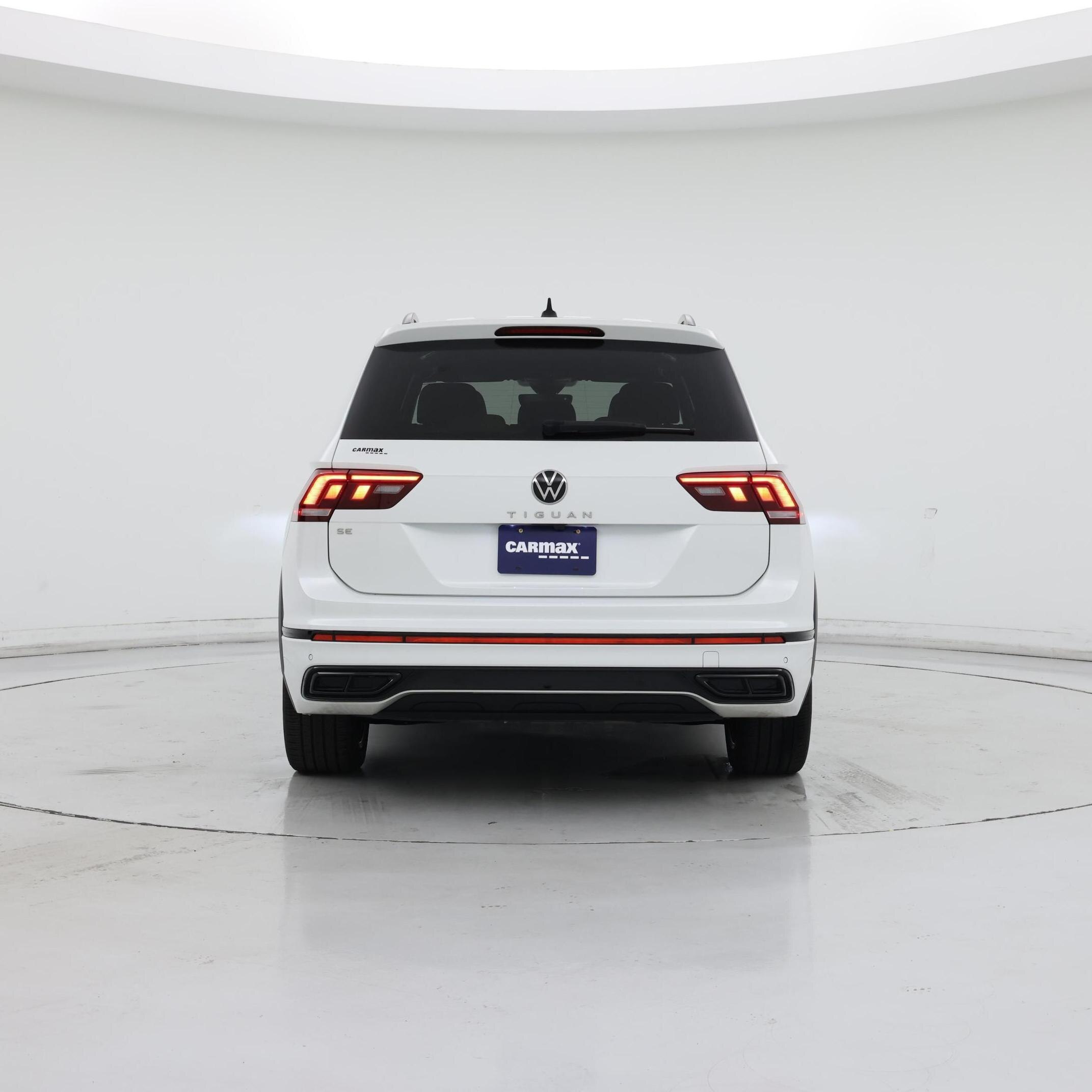 Thumbnail: 2023 Volkswagen Tiguan - 6