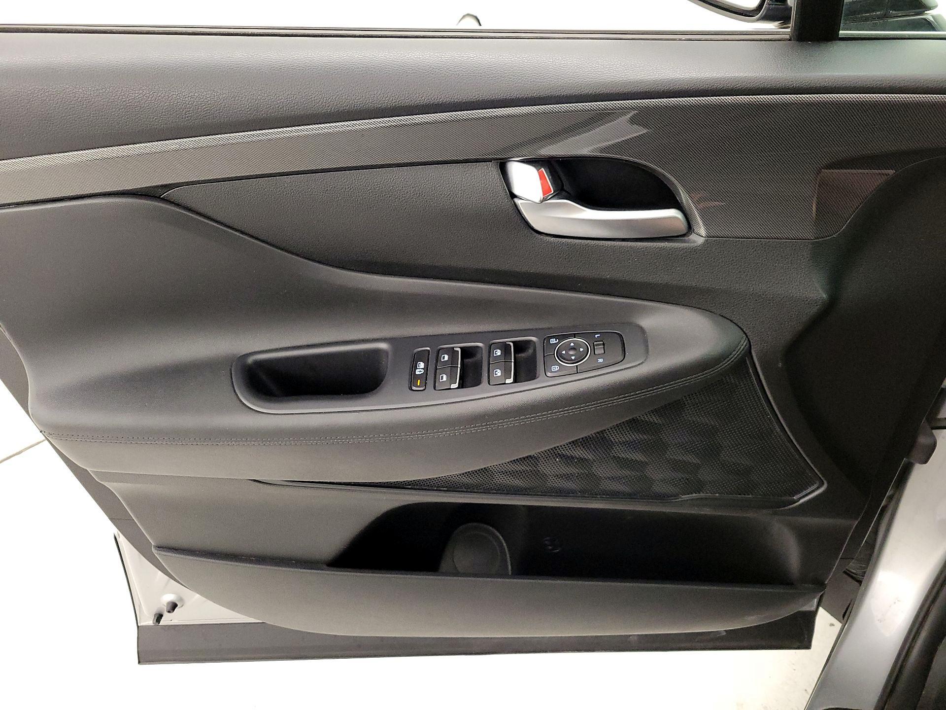 Thumbnail: 2022 Hyundai Santa Fe - 12