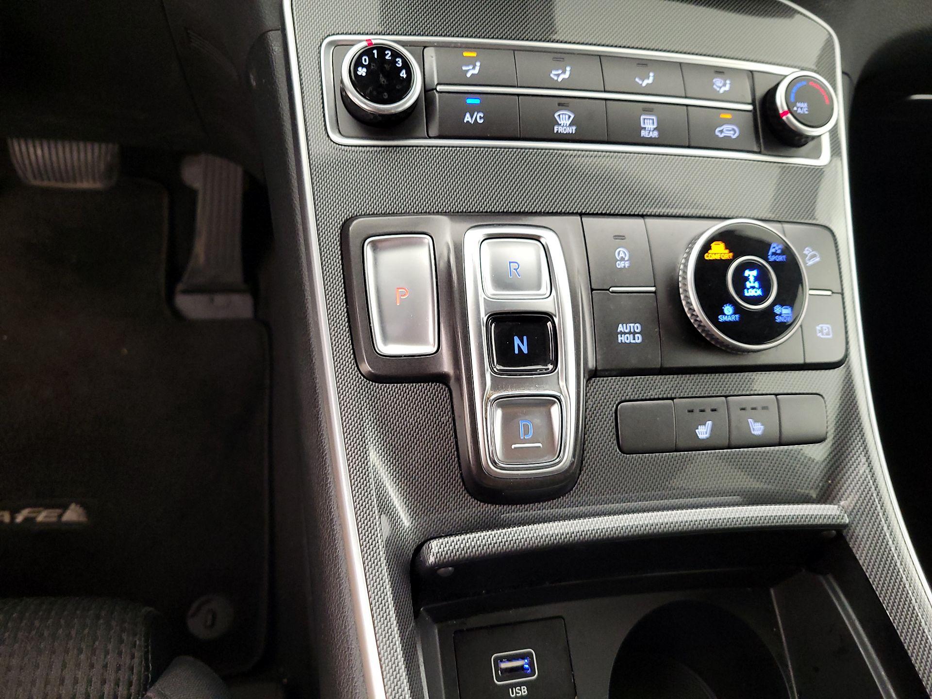 Thumbnail: 2022 Hyundai Santa Fe - 17