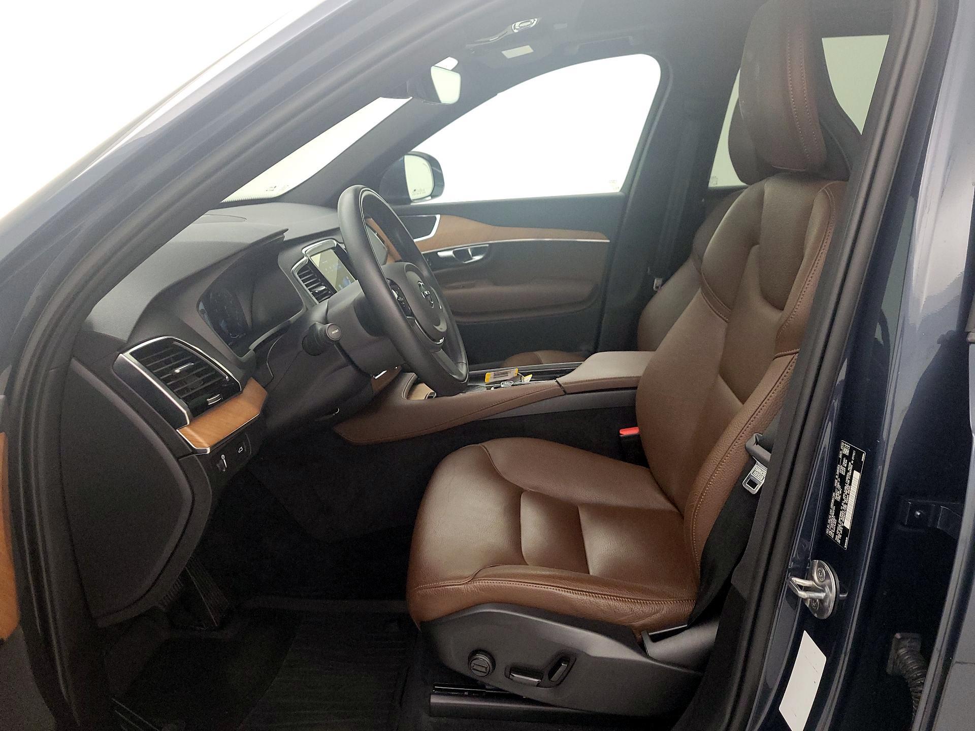 Thumbnail: 2022 Volvo XC90 - 11