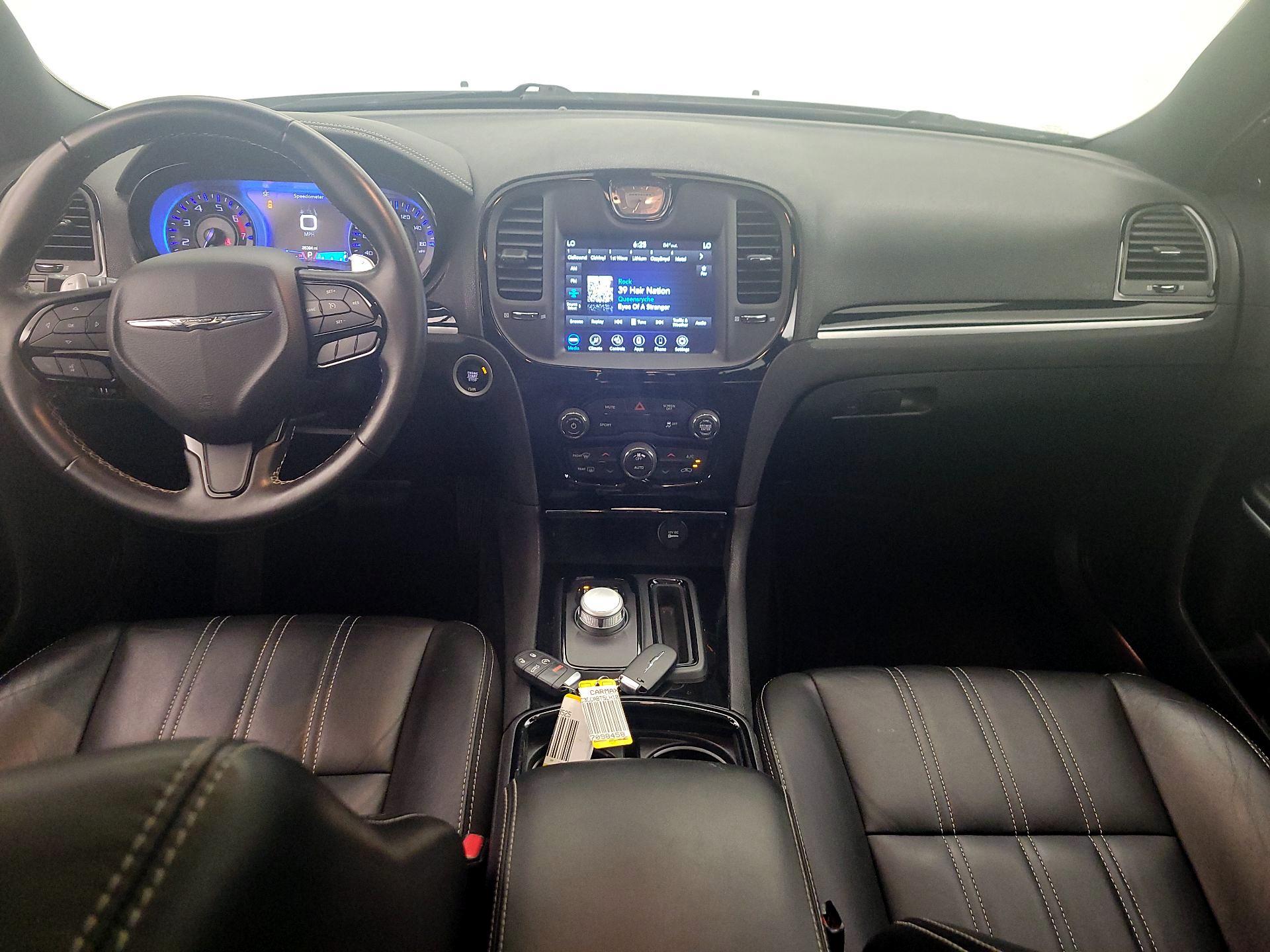 Thumbnail: 2020 Chrysler 300 - 9