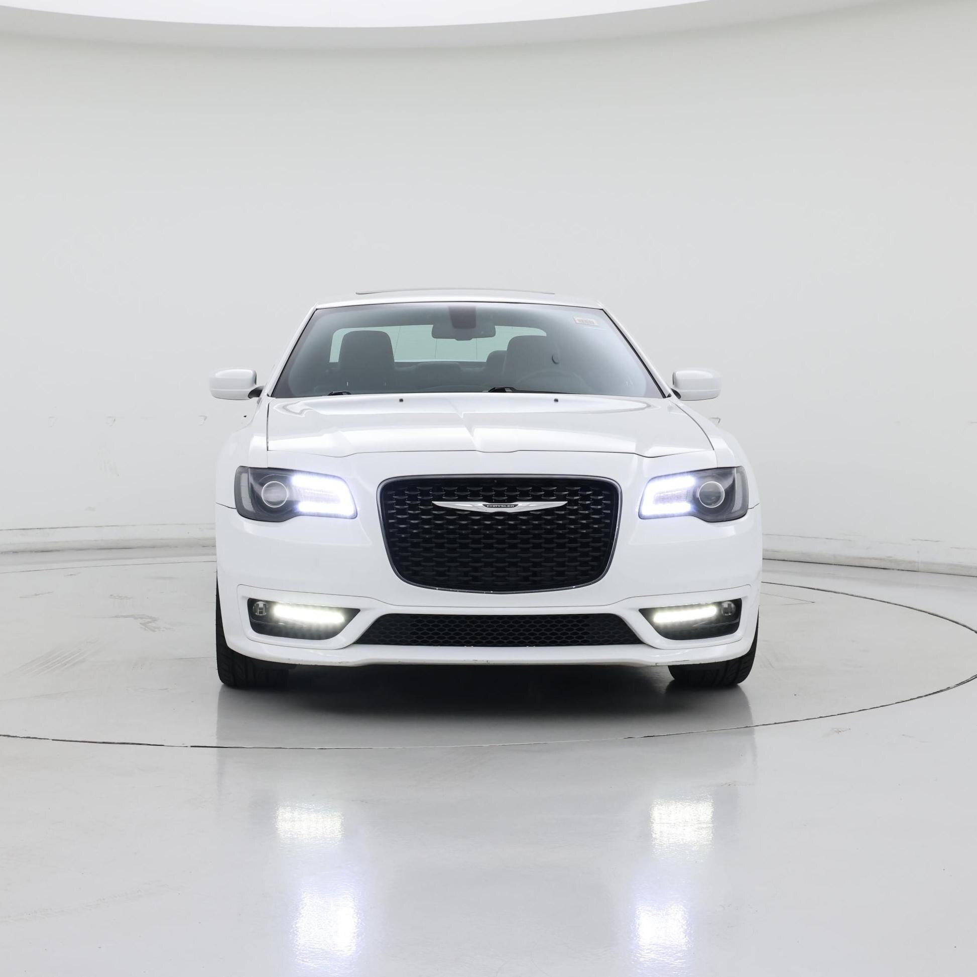 Thumbnail: 2020 Chrysler 300 - 5