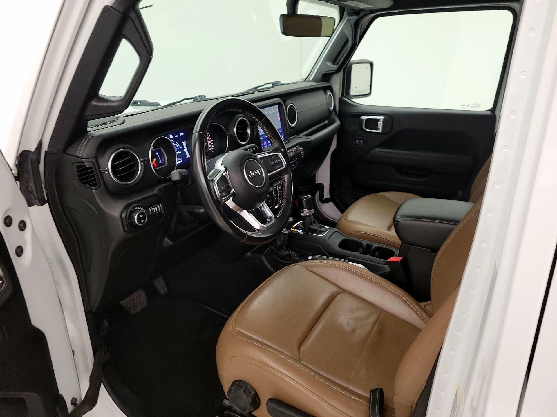 Thumbnail: 2020 Jeep Gladiator - 11