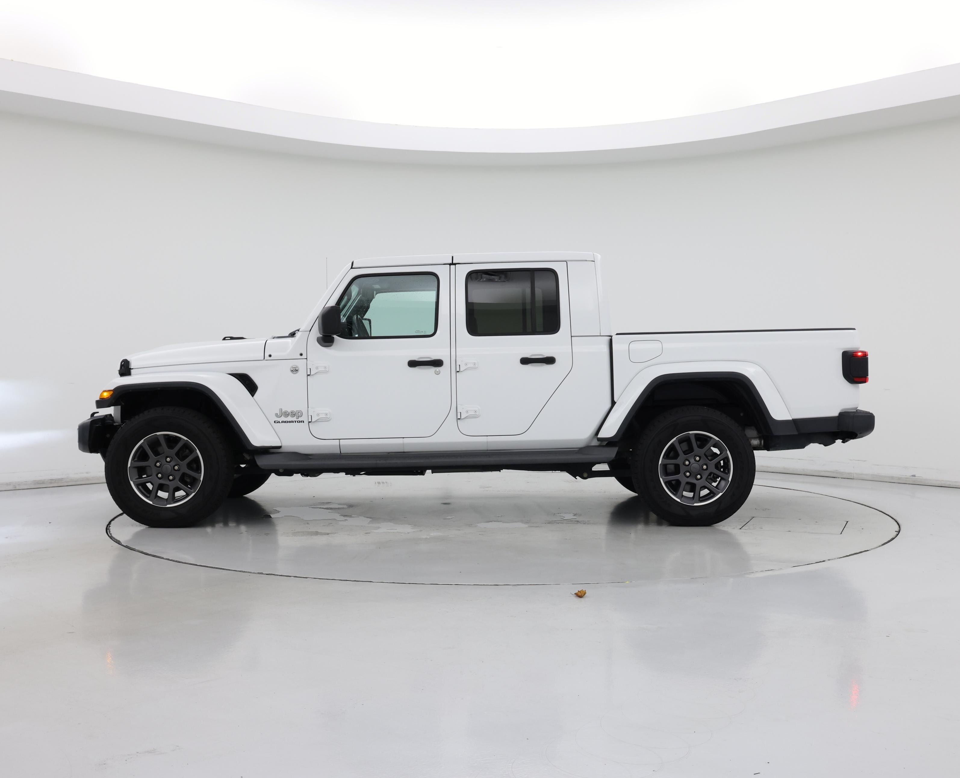 Thumbnail: 2020 Jeep Gladiator - 3