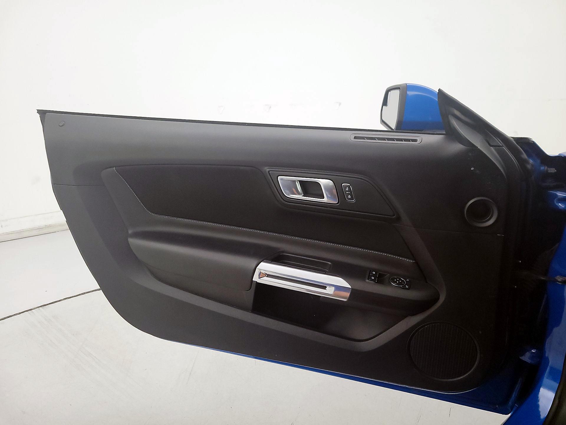 Thumbnail: 2020 Ford Mustang - 12