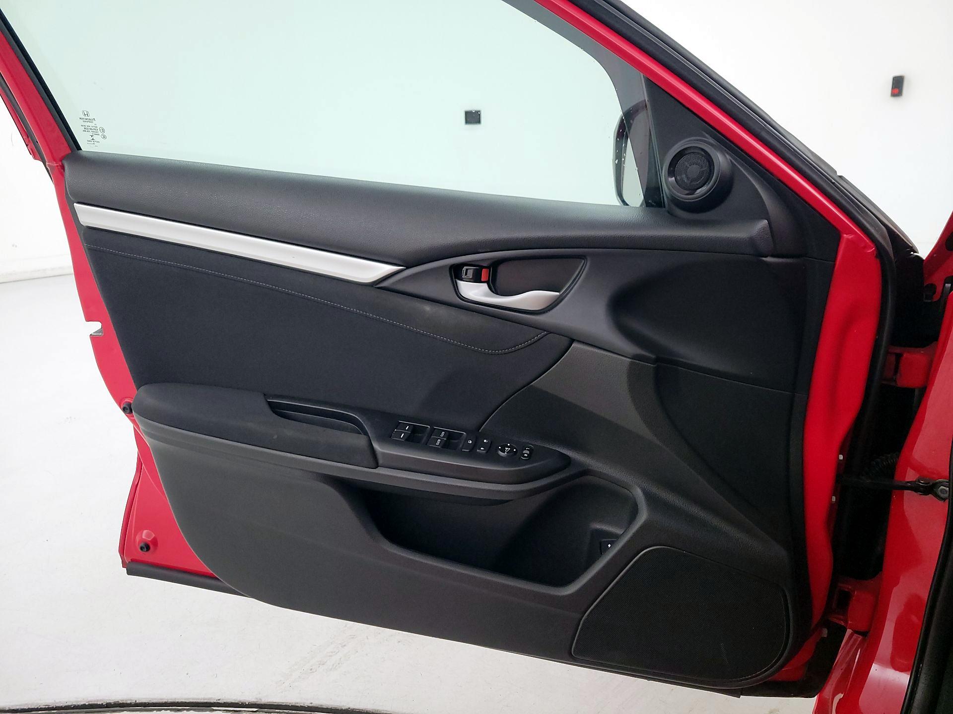 Thumbnail: 2018 Honda Civic - 10
