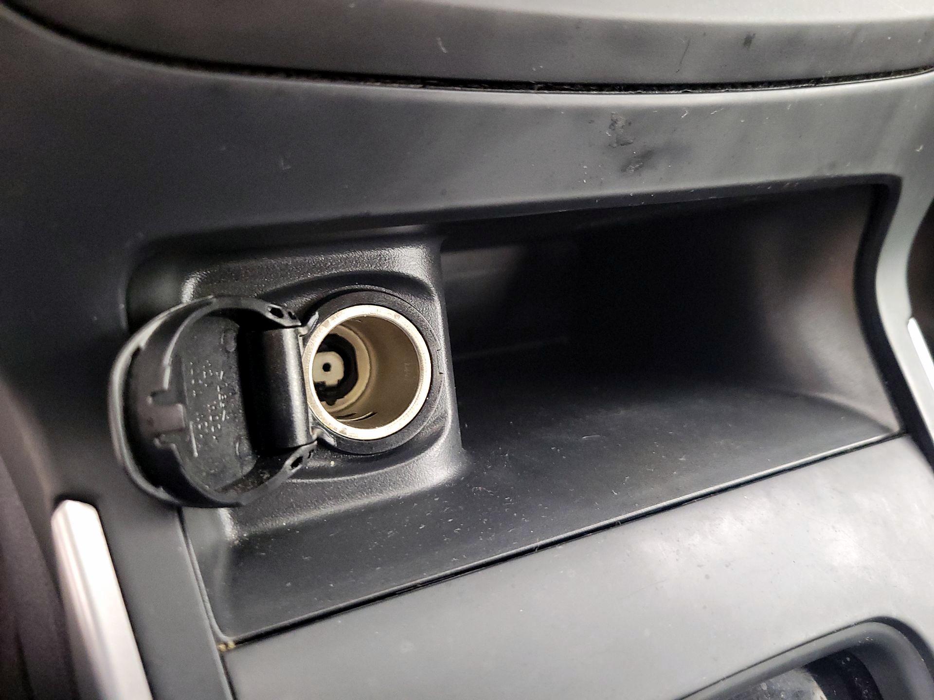 Thumbnail: 2019 Nissan Sentra - 18