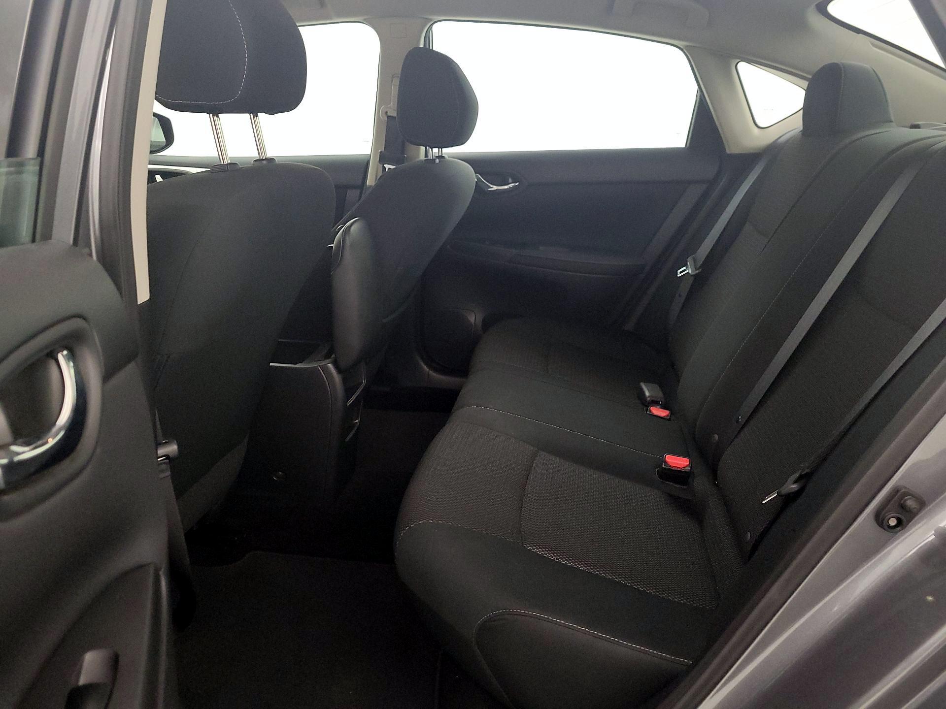 Thumbnail: 2019 Nissan Sentra - 19