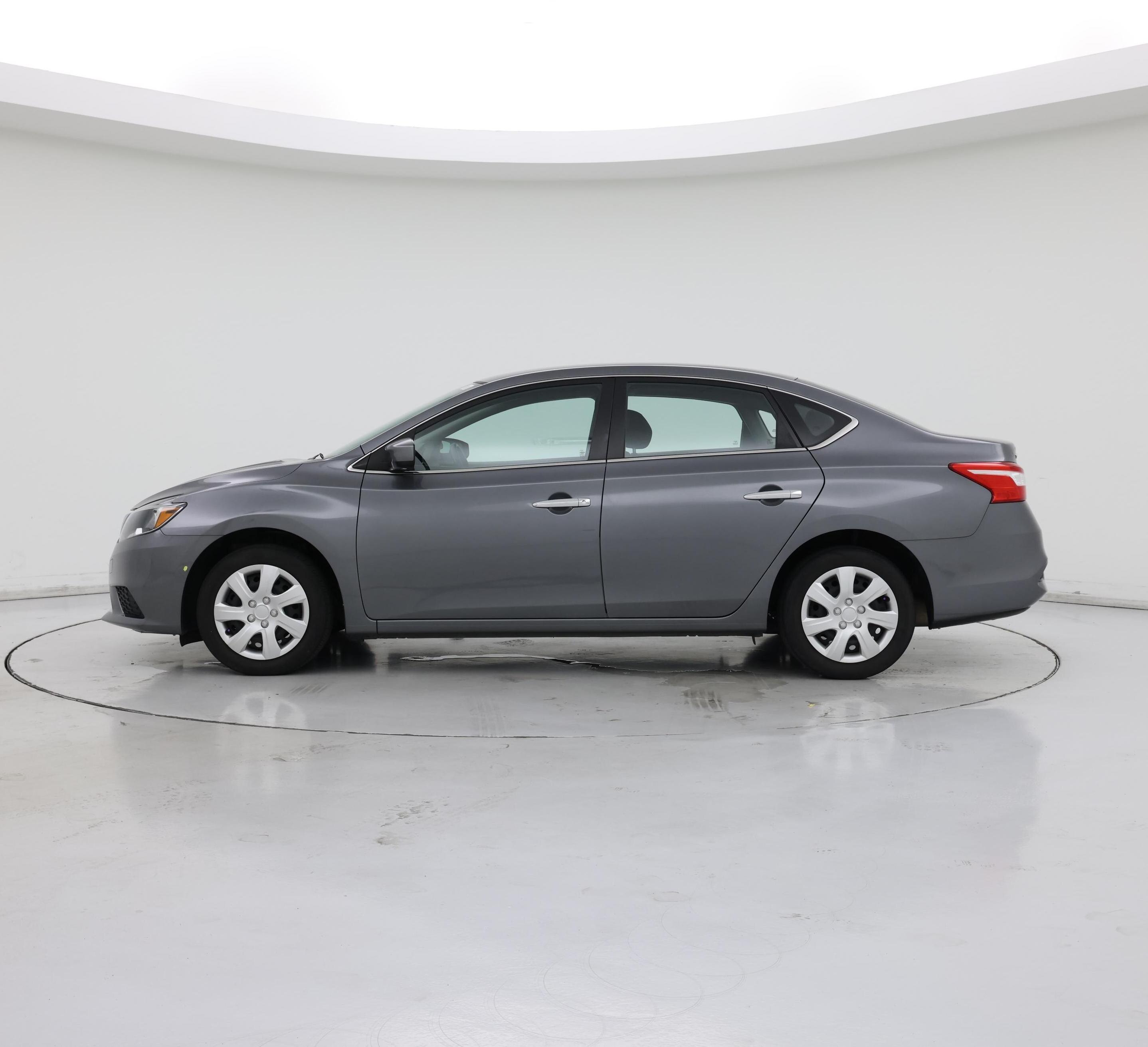 Thumbnail: 2019 Nissan Sentra - 3