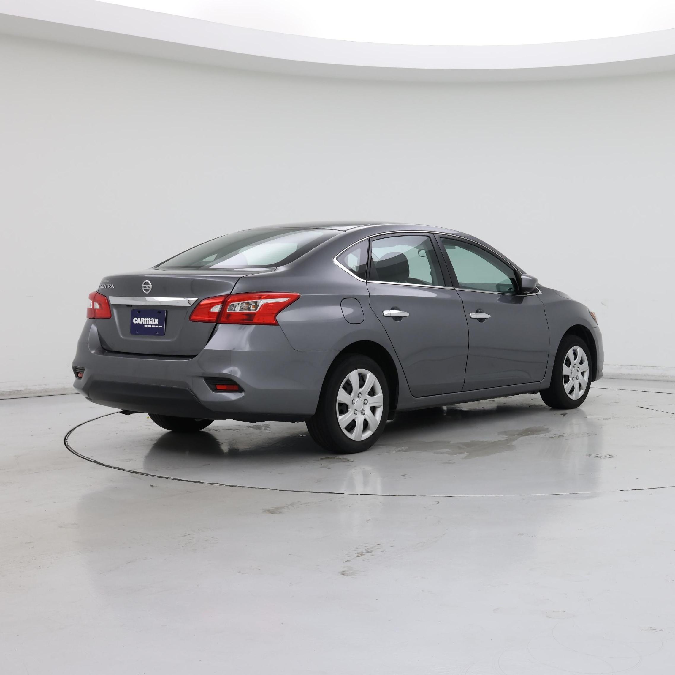 Thumbnail: 2019 Nissan Sentra - 8