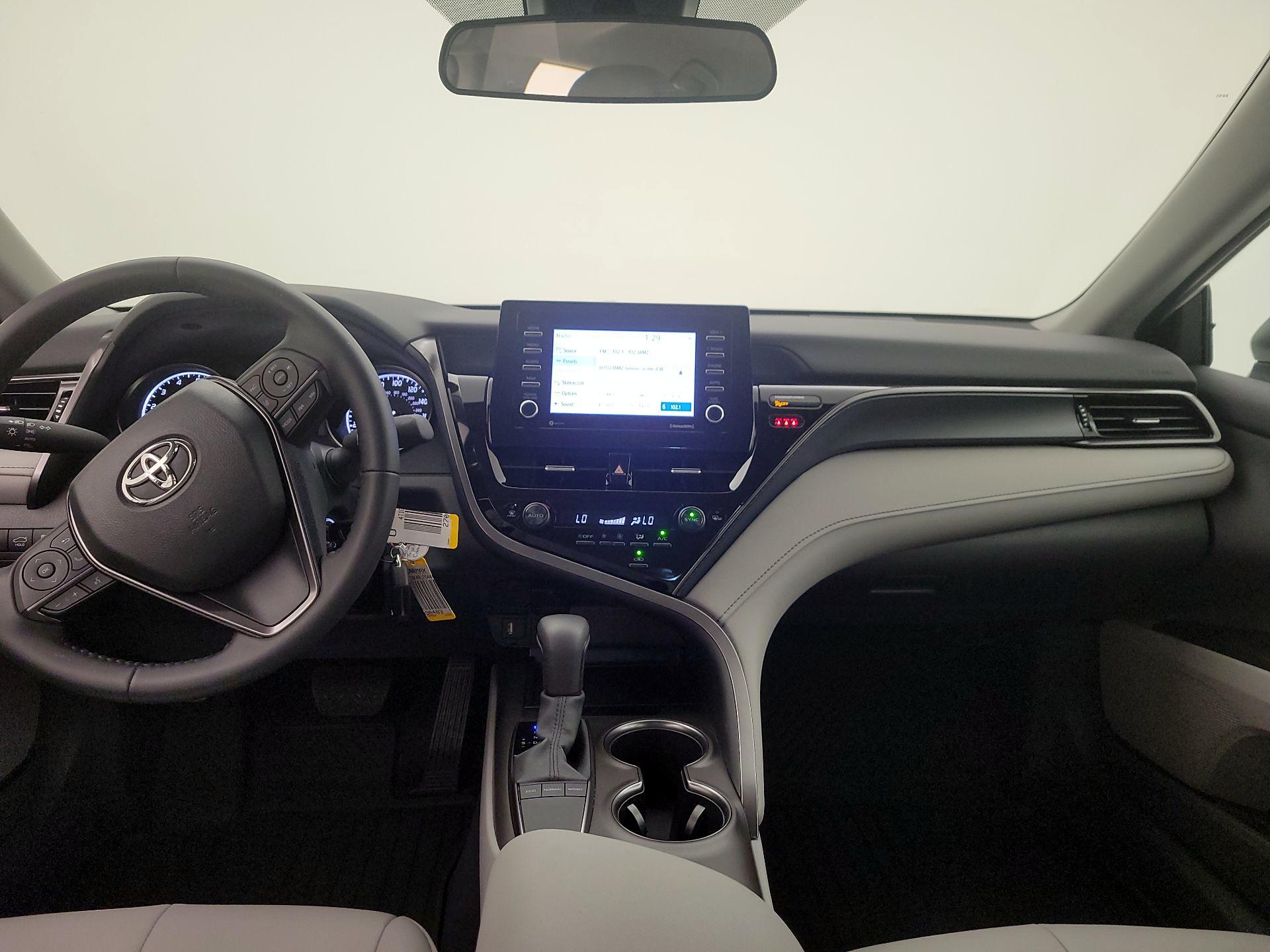 Thumbnail: 2024 Toyota Camry - 9