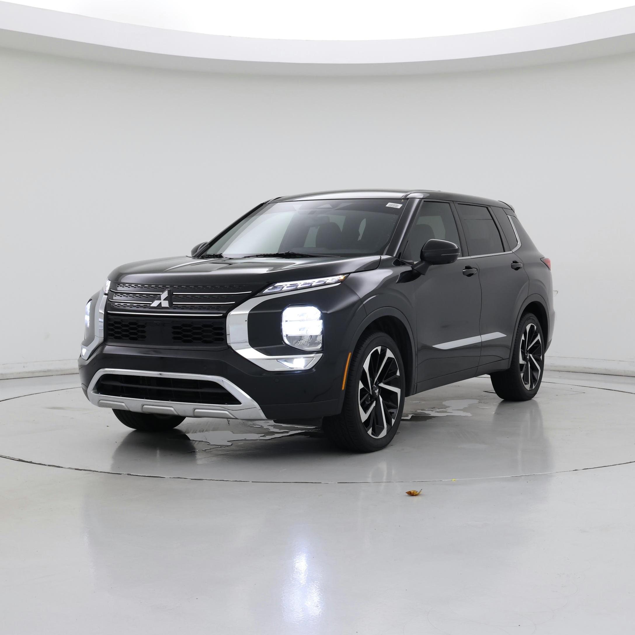 Thumbnail: 2022 Mitsubishi Outlander - 4