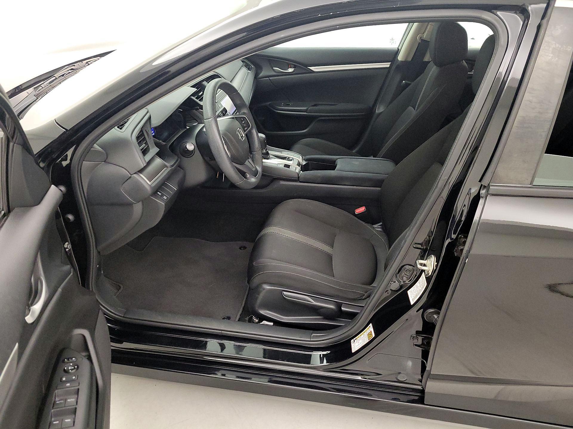 Thumbnail: 2016 Honda Civic - 11