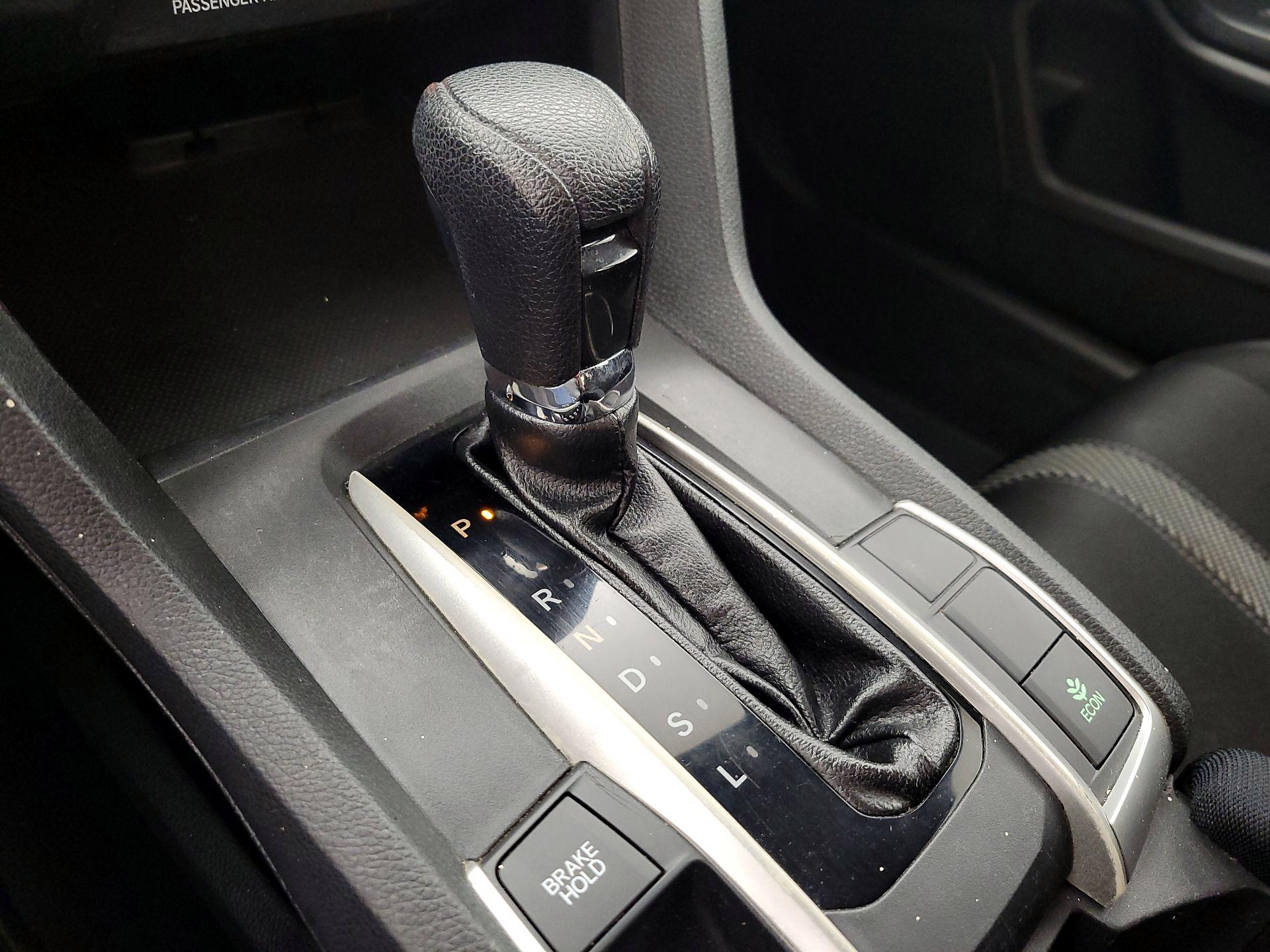 Thumbnail: 2016 Honda Civic - 17