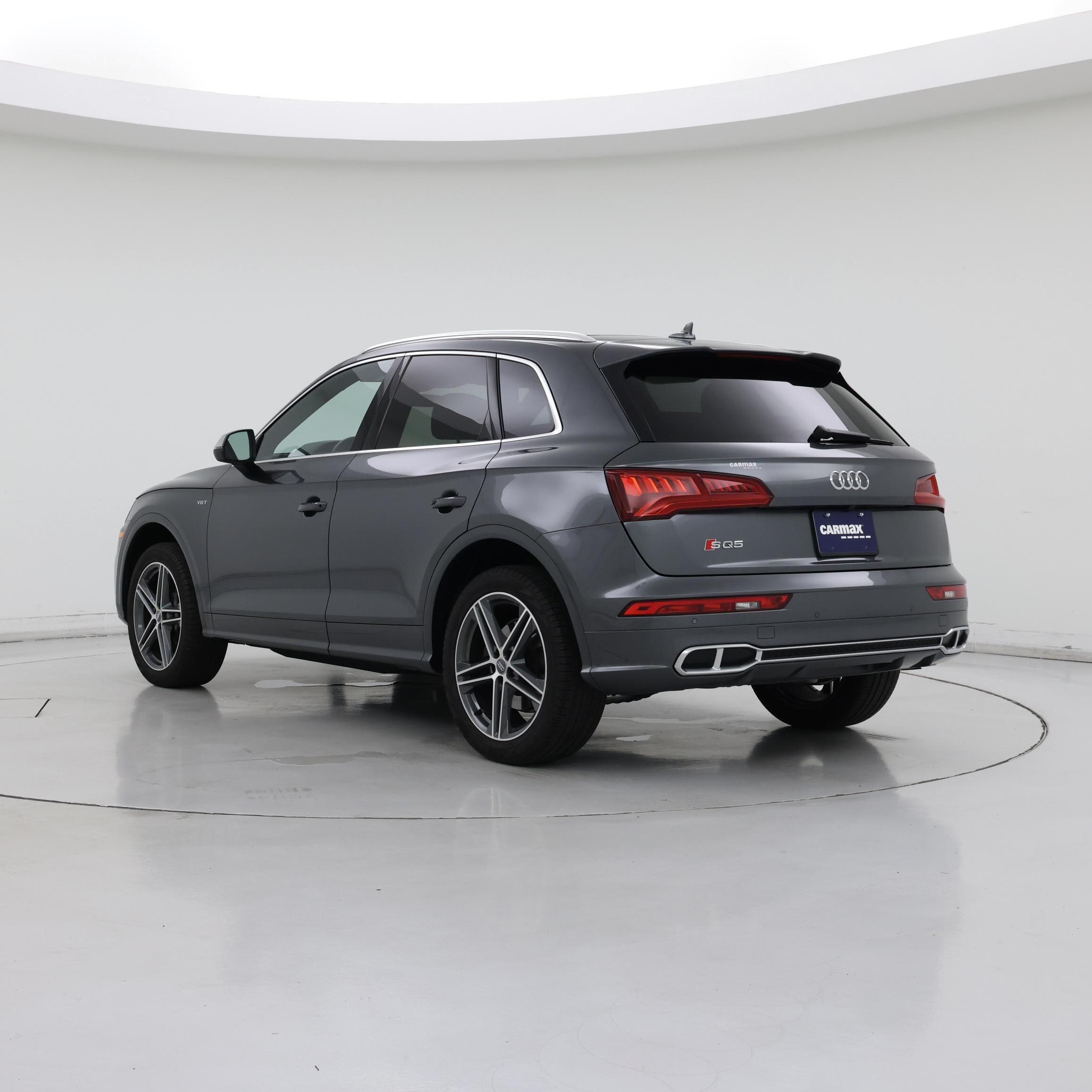 Thumbnail: 2018 Audi SQ5 - 2