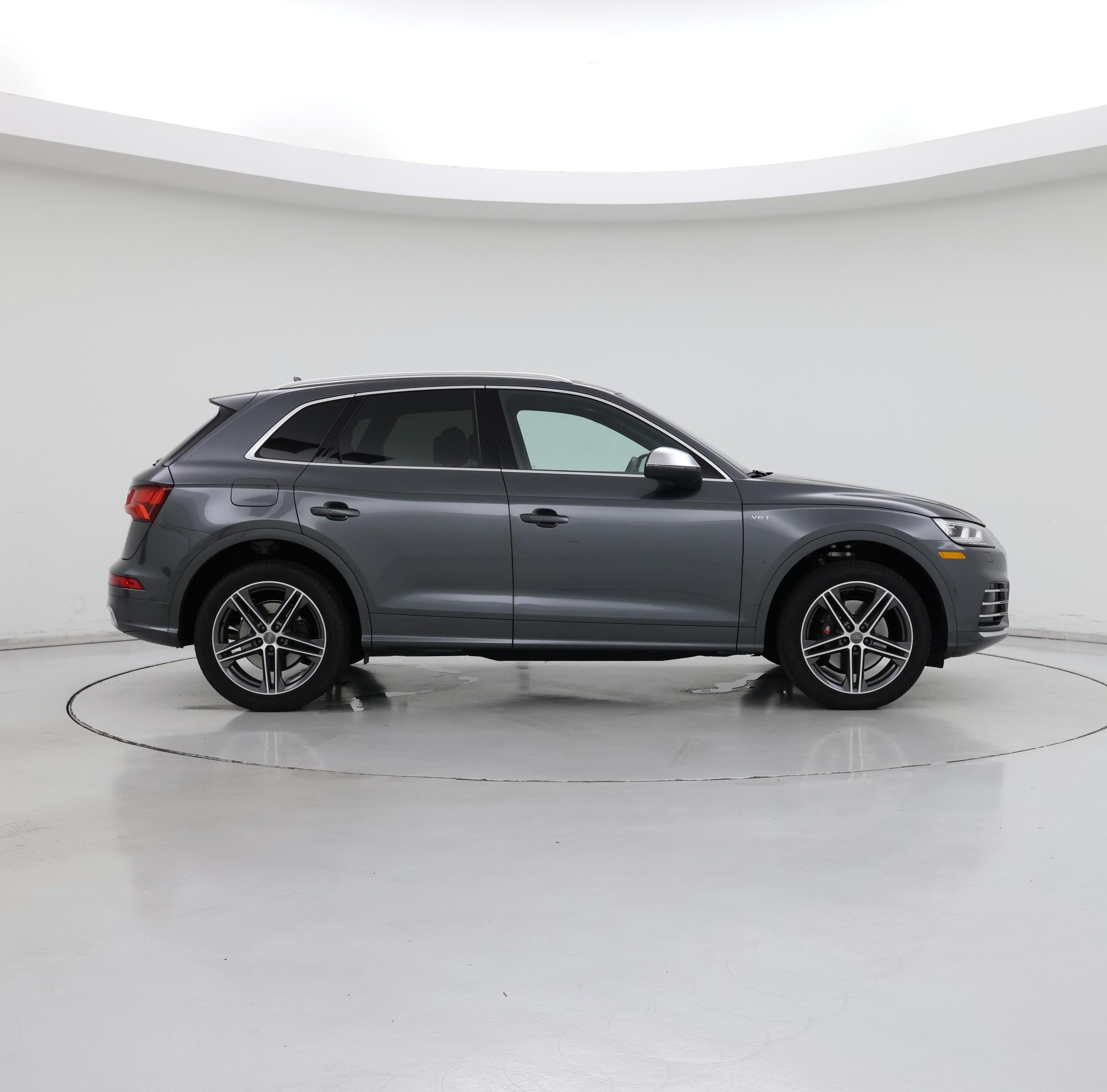 Thumbnail: 2018 Audi SQ5 - 7