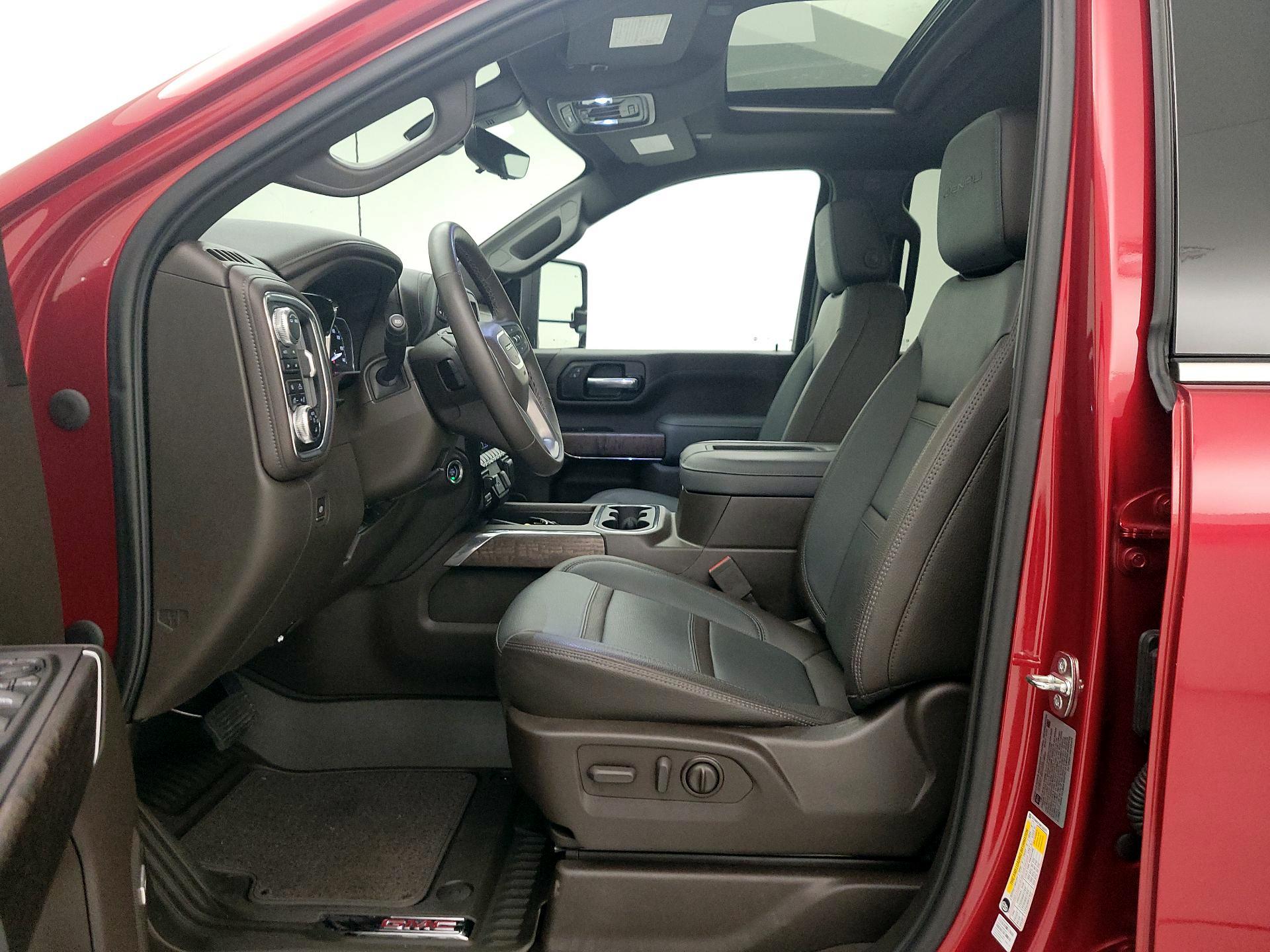 Thumbnail: 2022 GMC Sierra 3500 - 11